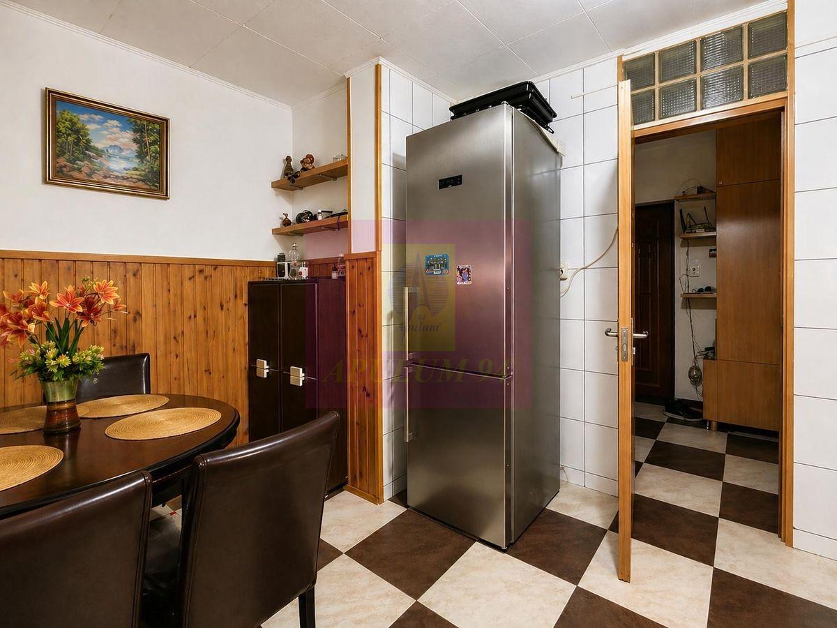 Vanzare apartament 2camere- zona Decebal - 5