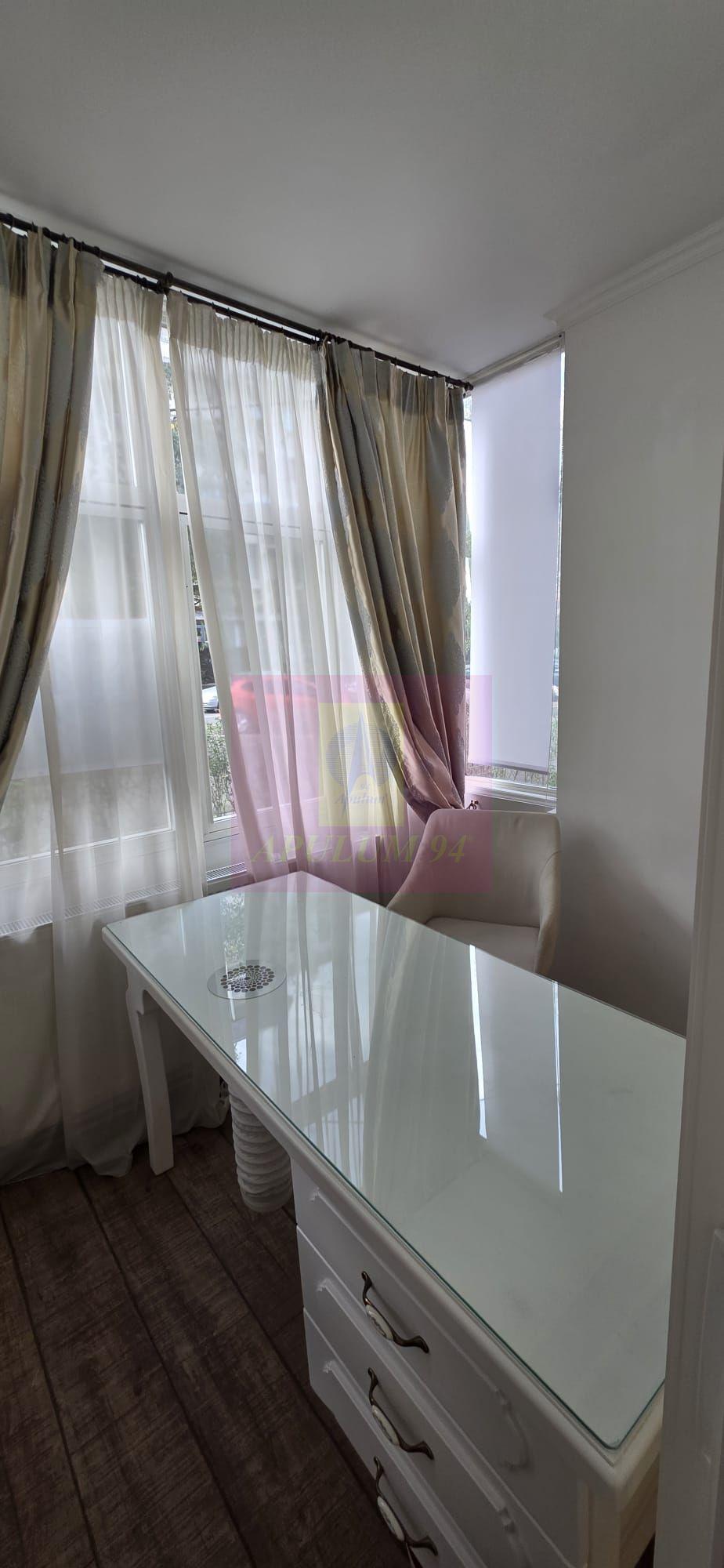Apartament cu 2 camere, spatiu comercial – Campina, central - 9