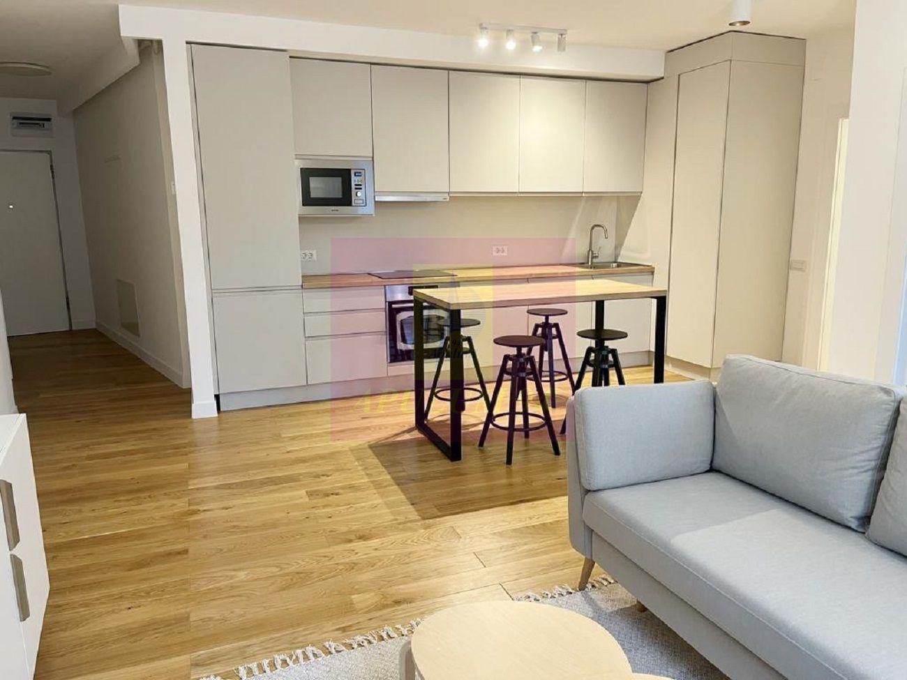 INCHIRIERE 2 CAM ET.1 IN BLOC CARMEN SYLVA (NO PETS , NO SMOKERS) - 10