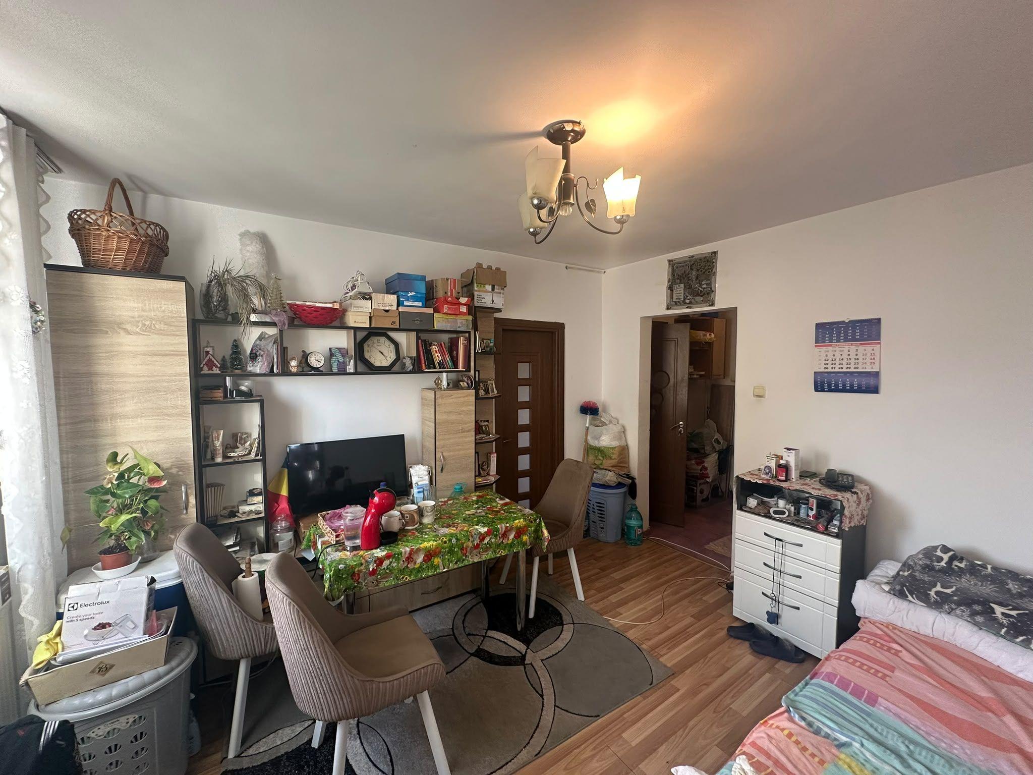 Apartament 2 camere de vanzare Drumul Taberei - 2