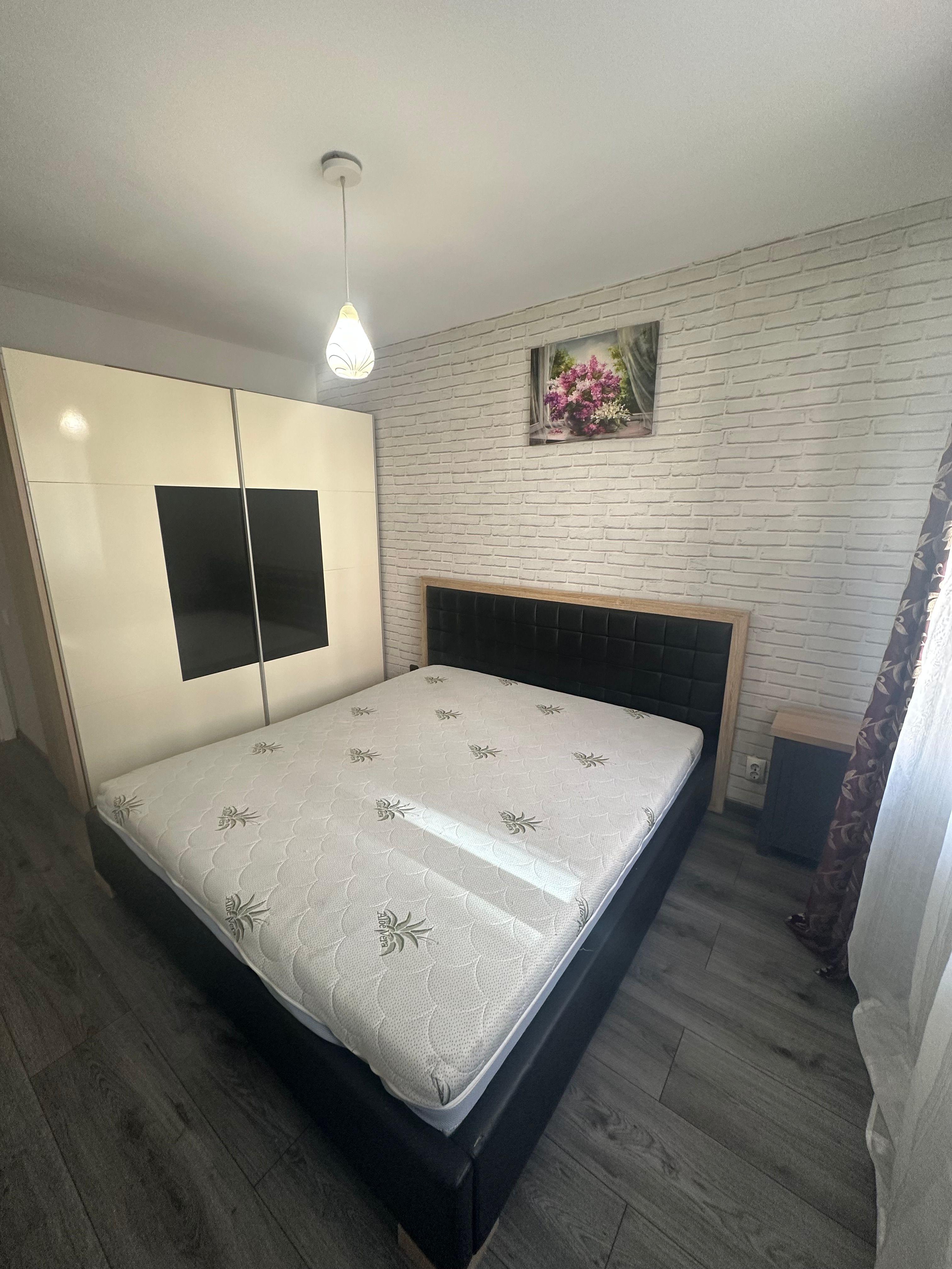 Apartament 3 camere de inchiriat-Metrou Aparatorii Patriei - 1