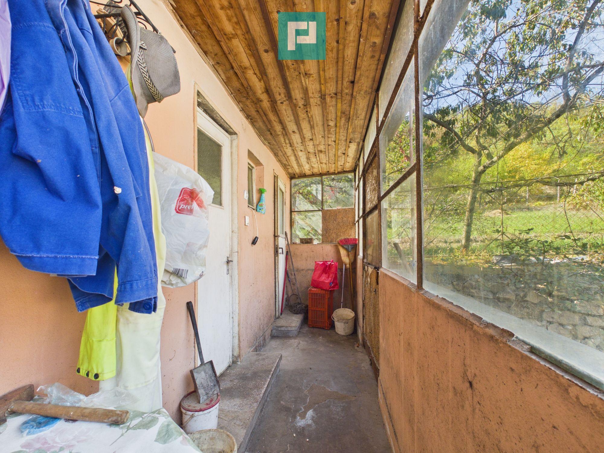 Casă spațioasă cu teren generos, Radna Lipova - 13