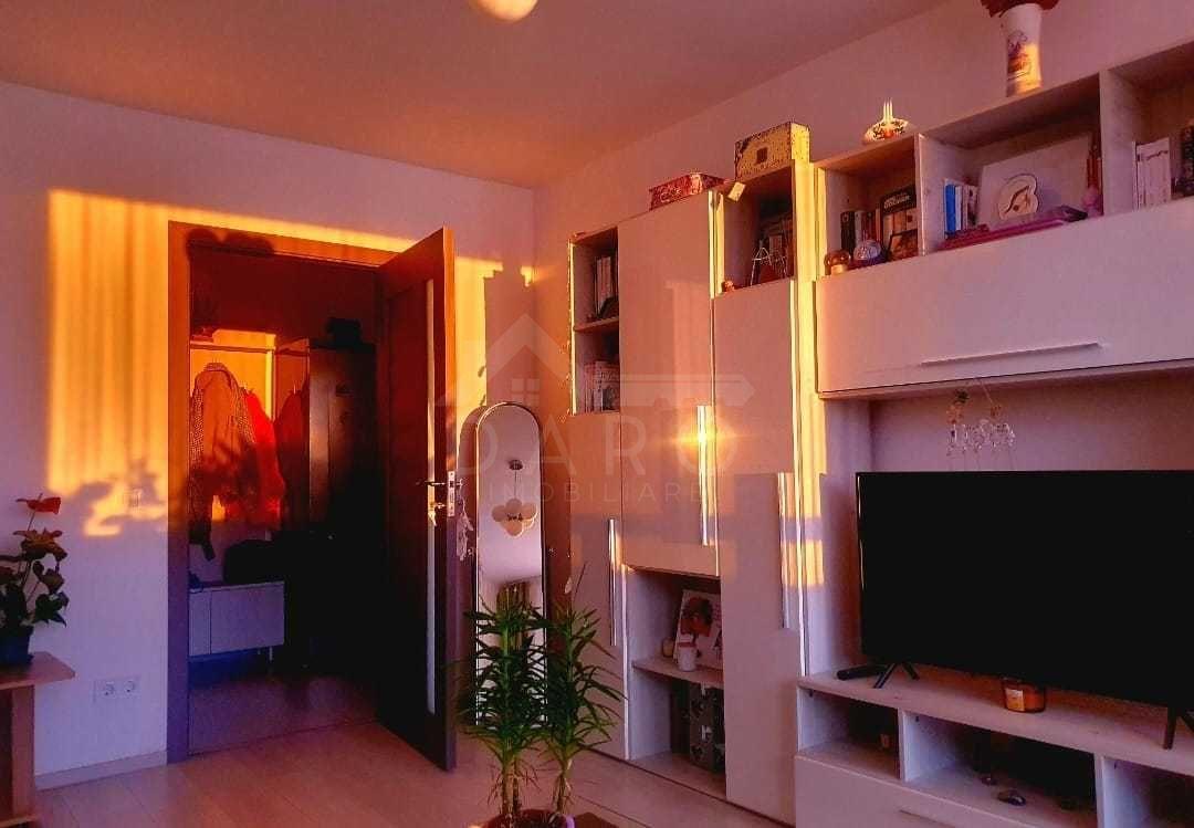Apartament 2 camere DECOMANDAT complet utilat | Smart AC/TV | Zonă Poli 2 – Tudor/Centru - 1