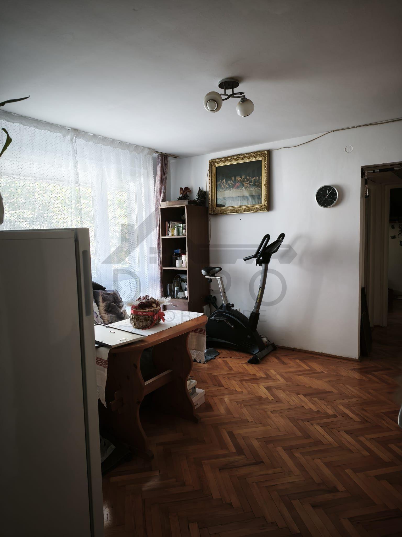 vand ap 3 camere zona Tudor - 1