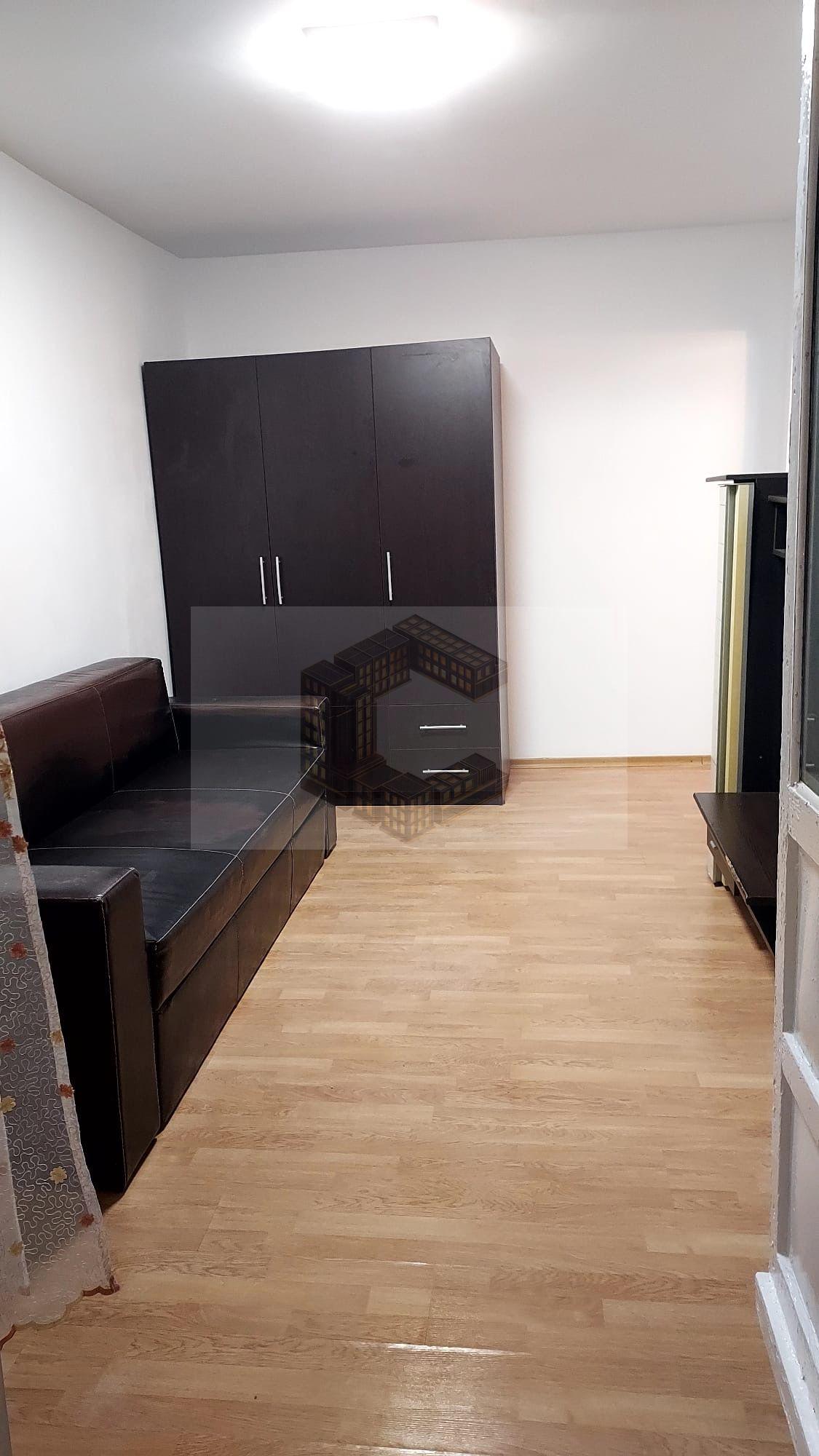 Garsonieră cu balcon, etajul 1, zona Buziașului - 2