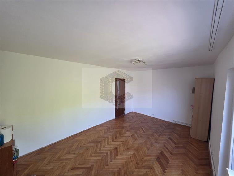 Apartament cu 3 camere de vanzare, zona Girocului, Timisoara - 2