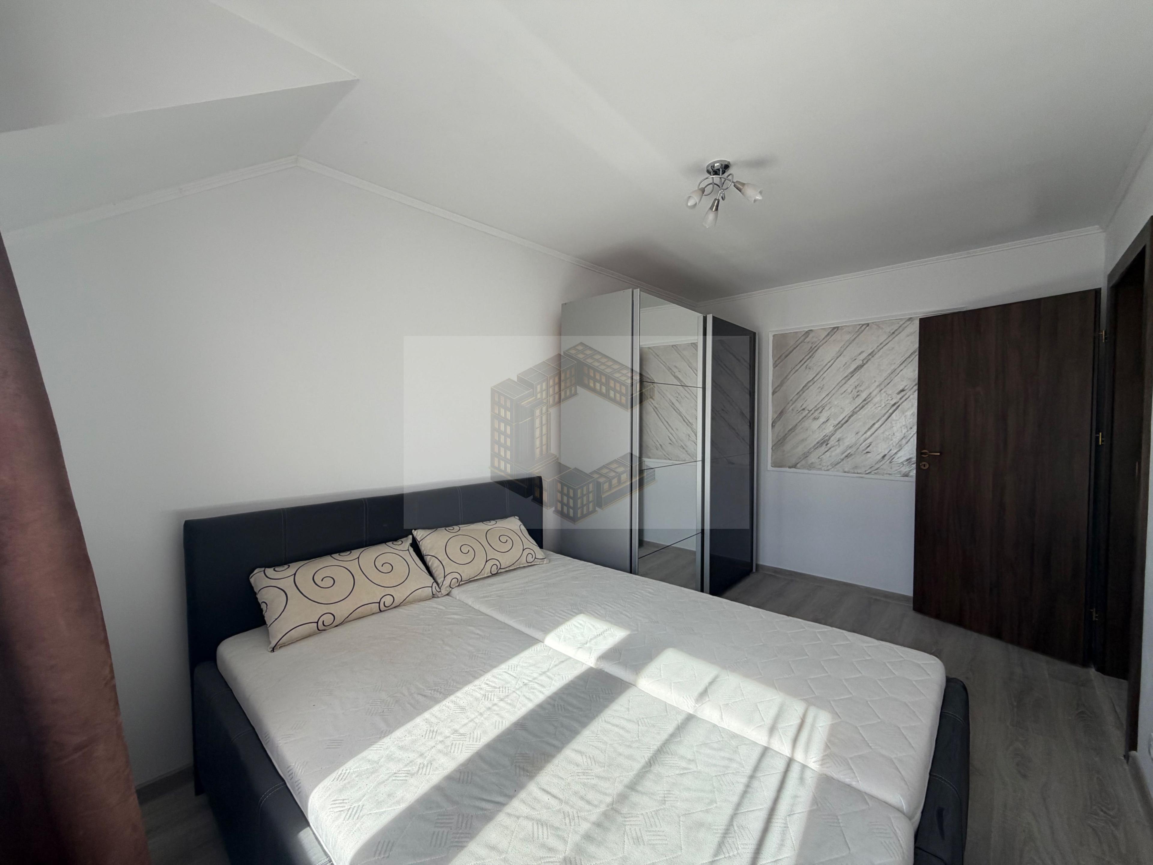 Duplex de vanzare,4 camere si 3 bai, acces auto, Dumbravita - 12