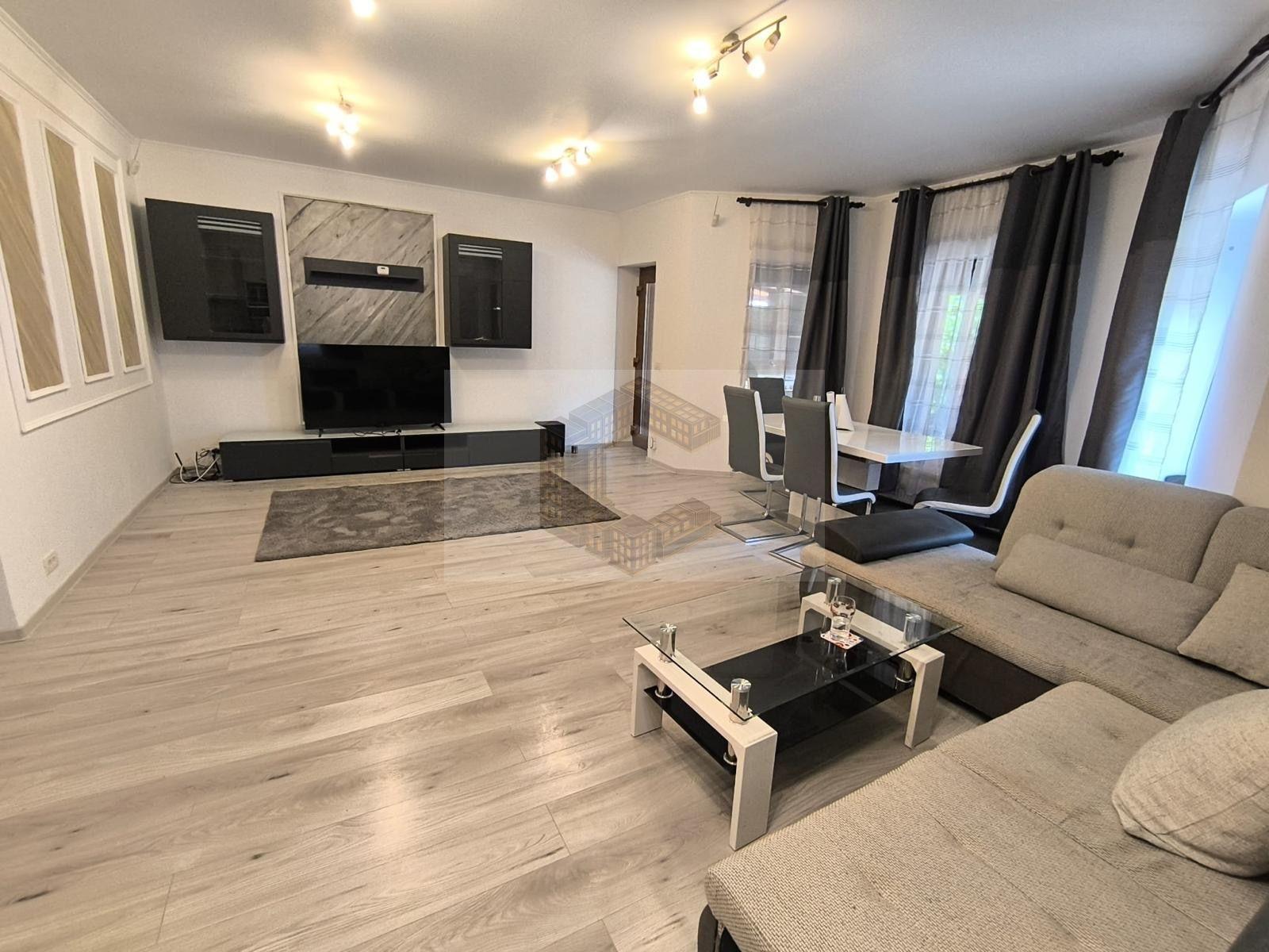 Duplex cu 5 camere și 3 bai, acces auto, Dumbrăvița - 1