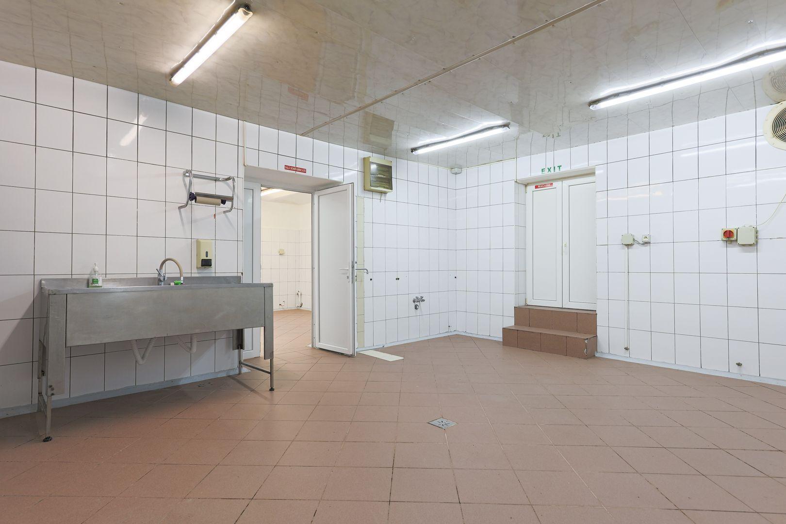 Spațiu ideal pentru birouri sau clinici - 7