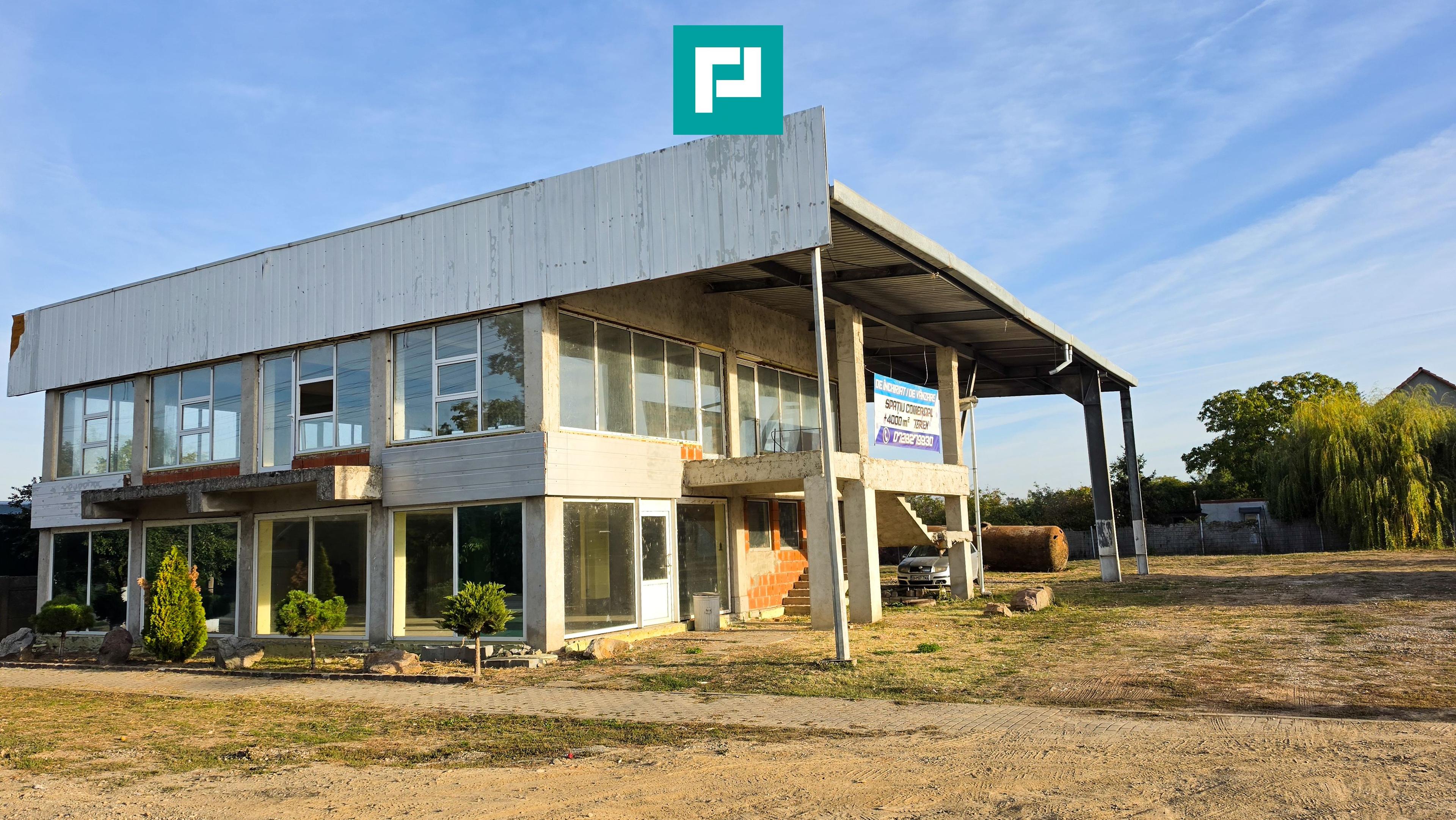 Spatiu comercial cu etaj și teren de 4000mp - 17