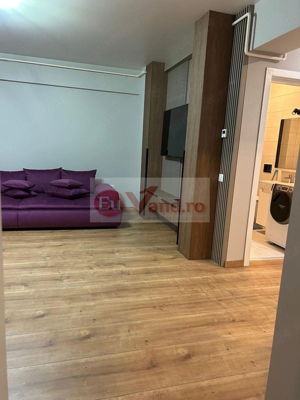 De inchiriat apart. 2 camere, cu loc de parcare, Complex Flamingo, 650 E - 3