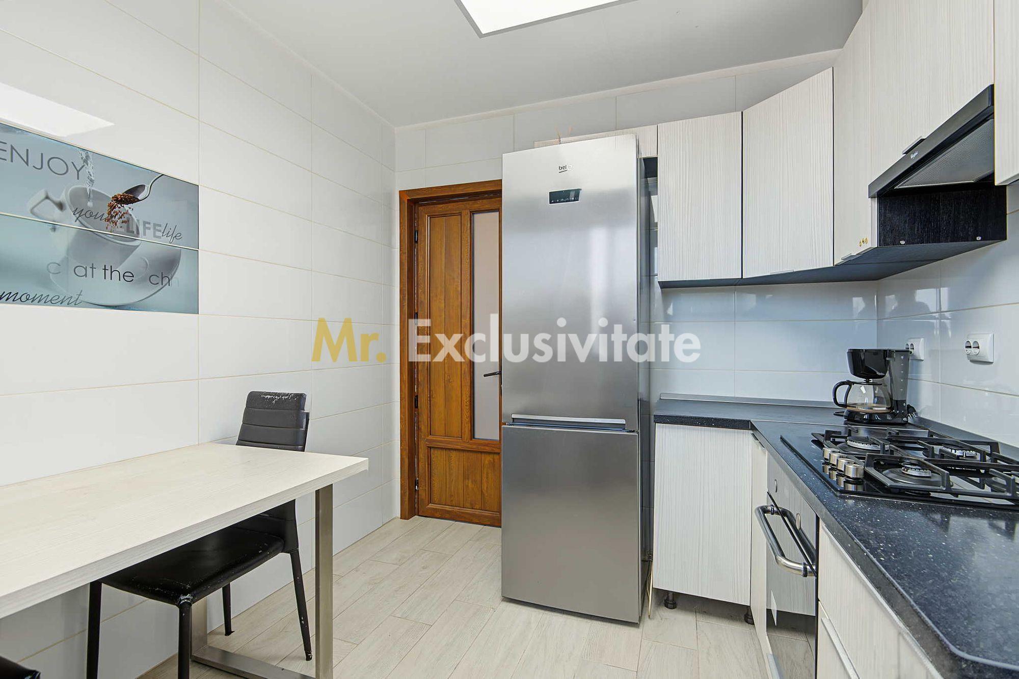 Centru, Teilor | 3 camere decomandat | 2 băi - 3