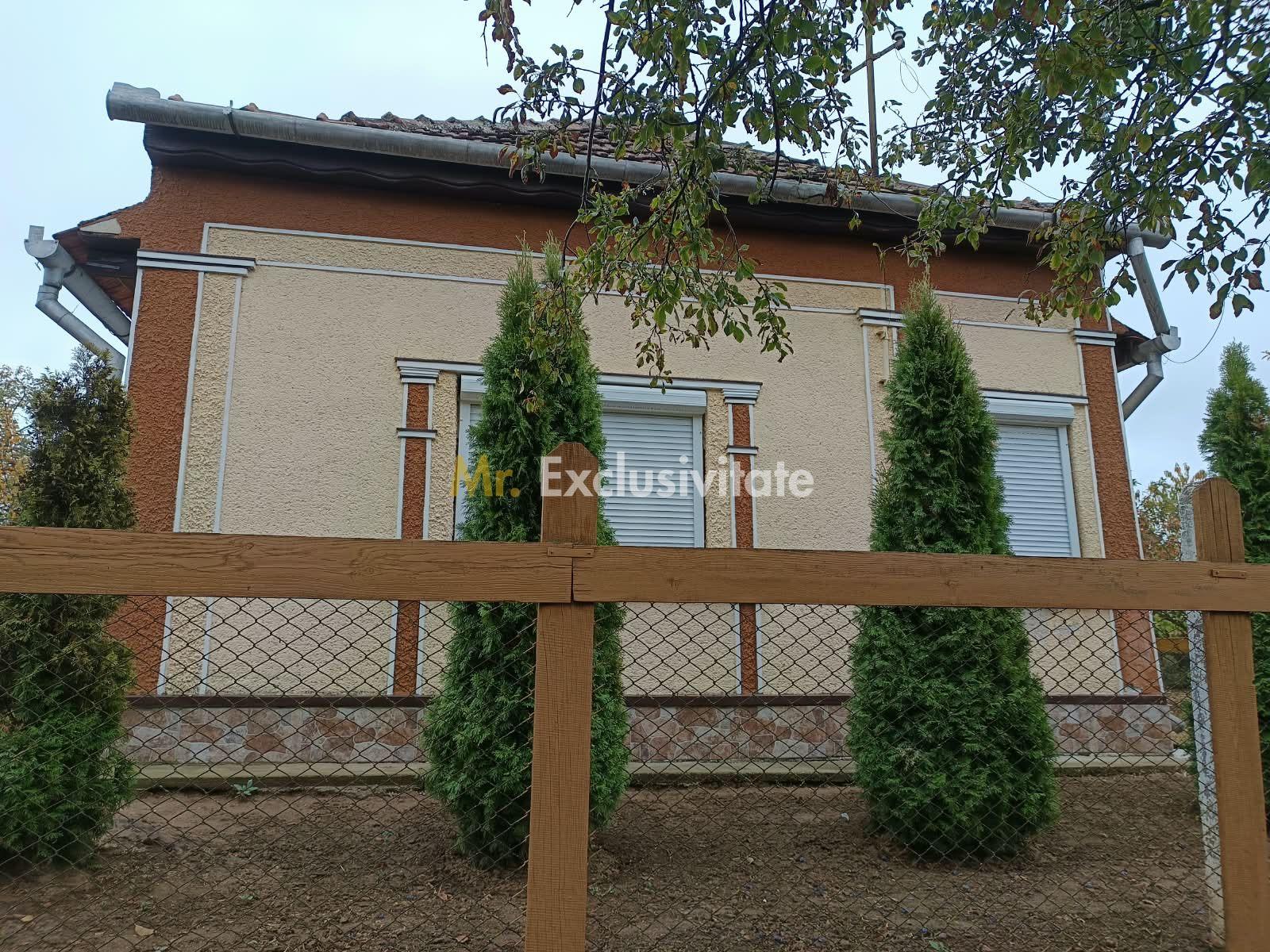 Casă tradițională cu teren de 4.400 mp în Vașad - 2