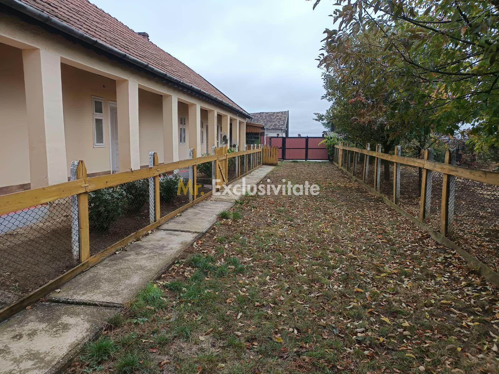 Casă tradițională cu teren de 4.400 mp în Vașad - 5