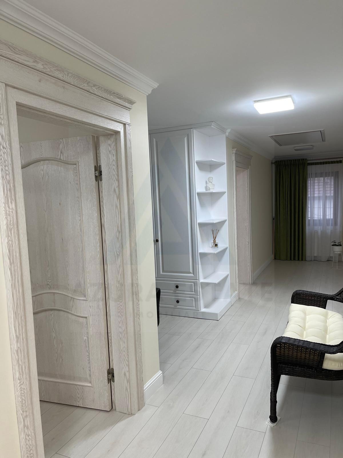 Vila 360 mp utili super exclusivista si teren 750 mp in Sibiu - 16
