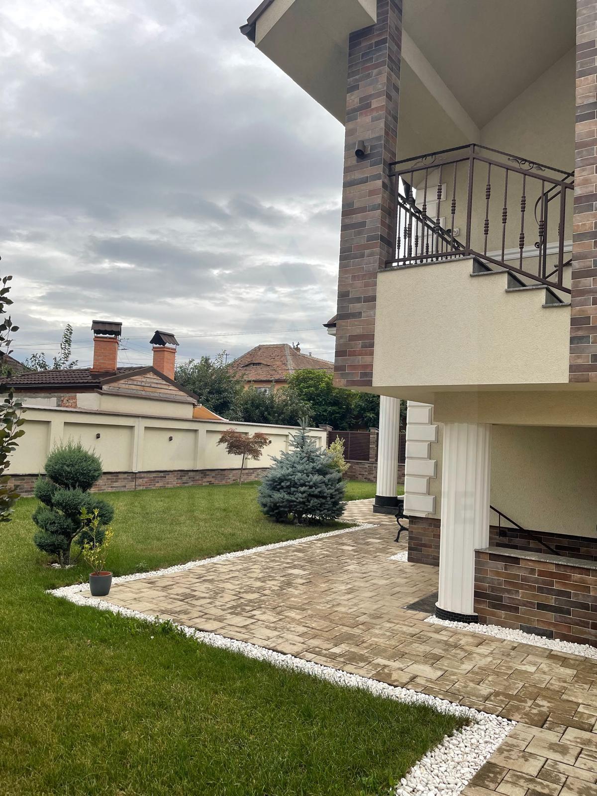 Vila 360 mp utili super exclusivista si teren 750 mp in Sibiu - 3