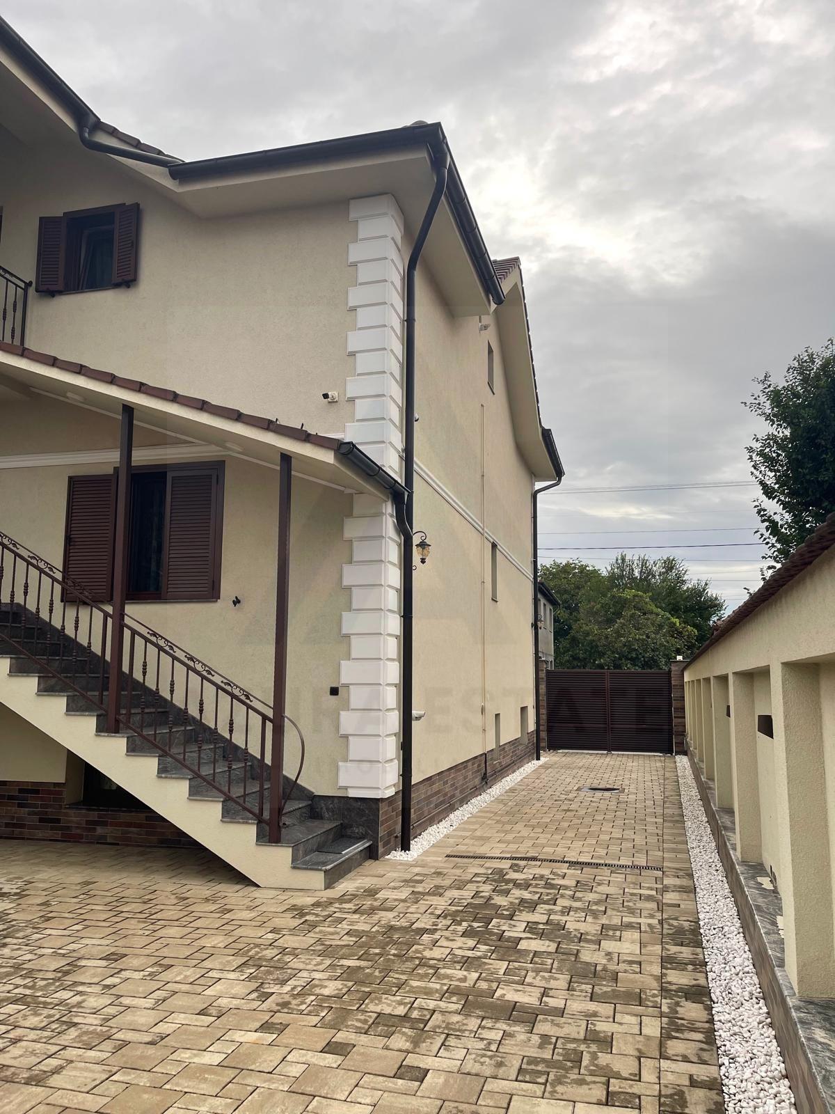 Vila 360 mp utili super exclusivista si teren 750 mp in Sibiu - 4