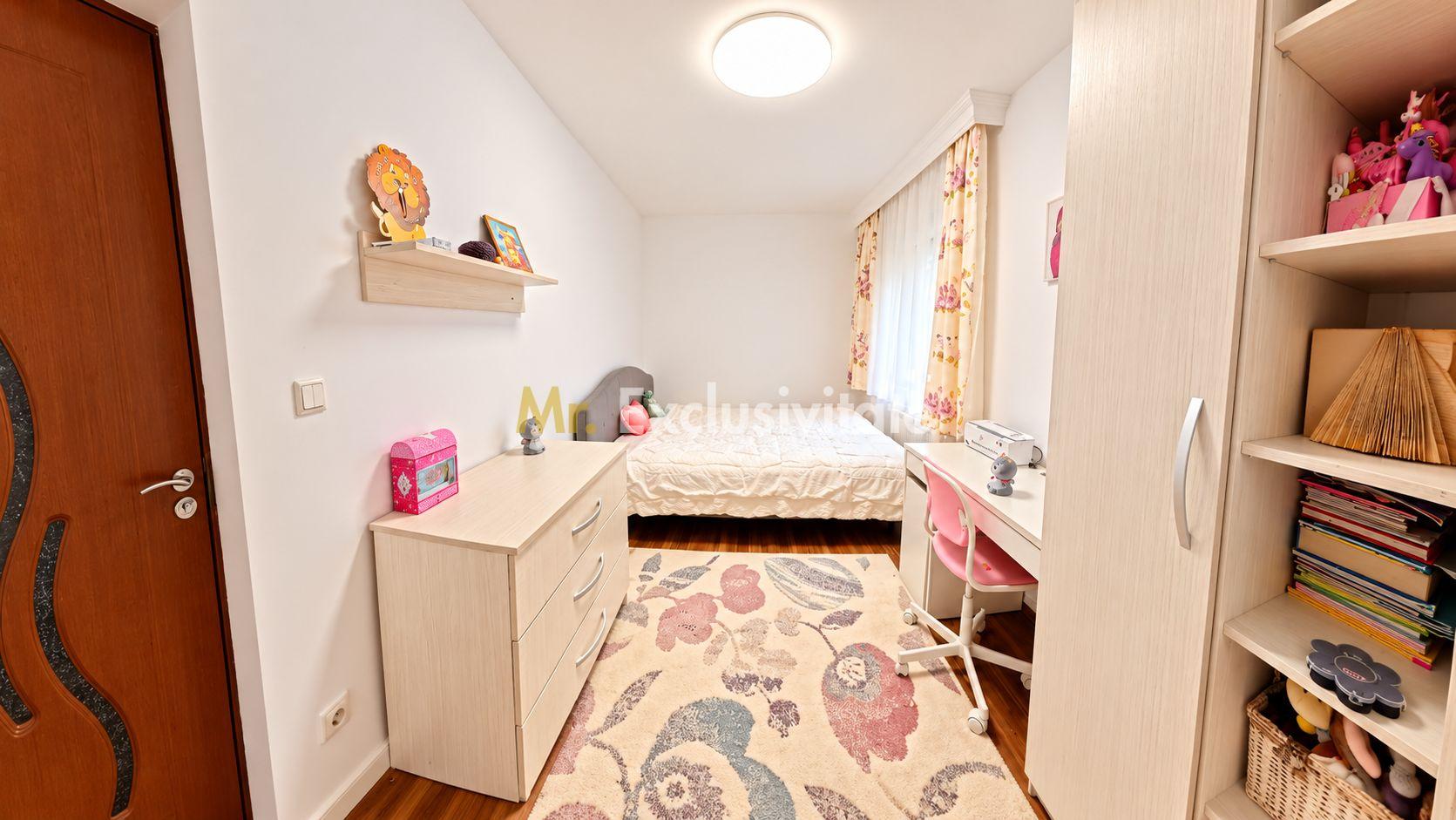 DE ÎNCHIRIAT 4 CAMERE - SEMICENTRAL - 5