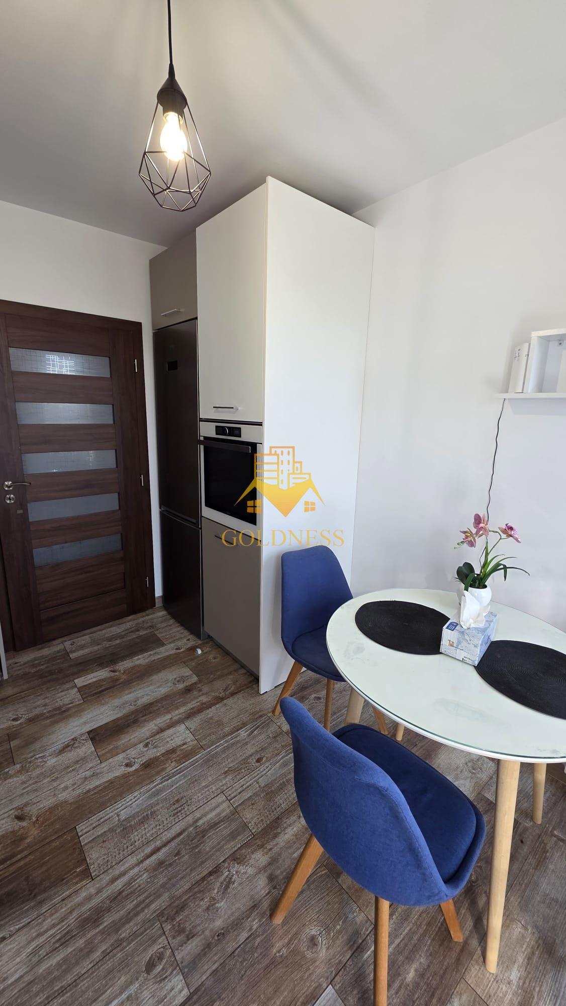 2 camere decomandate, Andrei Mureșanu, Prima închiriere, Calea Turzii - 8