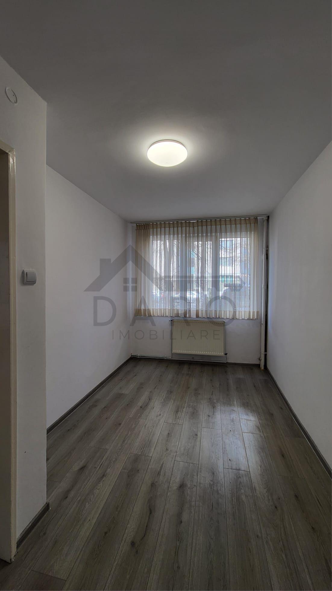 Apartament 3 camere de vânzare - 4