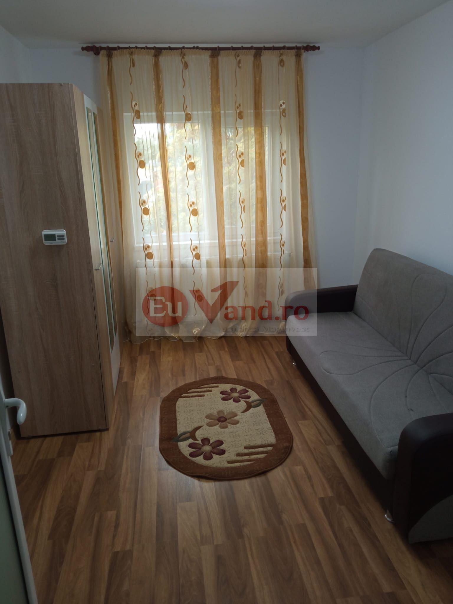 De inchiriat apartament cu 3 camere ICF, langa Scoala nr. 12, parter, 500 E - 6