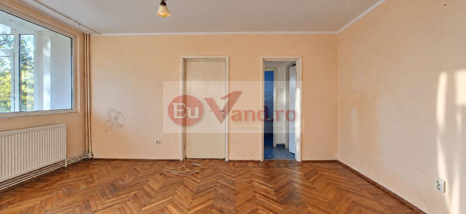 De vanzare apartament cu 2 camere Tiglina 1, etaj 3, 49.000 euro - 1