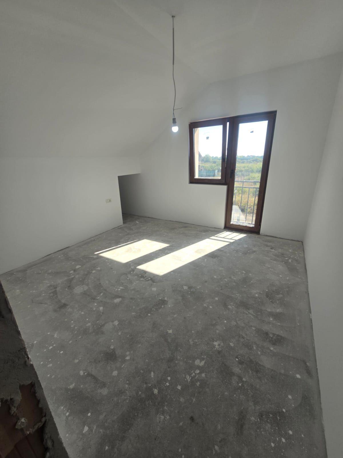 Duplex cu 4 camere, terasă și logie | Timișoara, Plopi | 172.000 € - 17