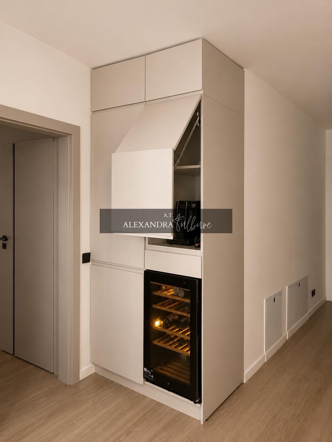 Apartament 3 camere, 2 bai, 75 mp, terasa 82 mp, garaj - 14