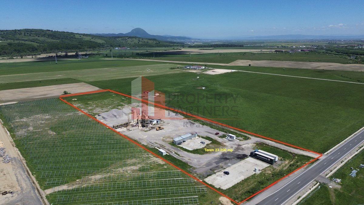 Teren pentru dezvoltare industrială/comercială 23.200 mp Râșnov DN73 - 1