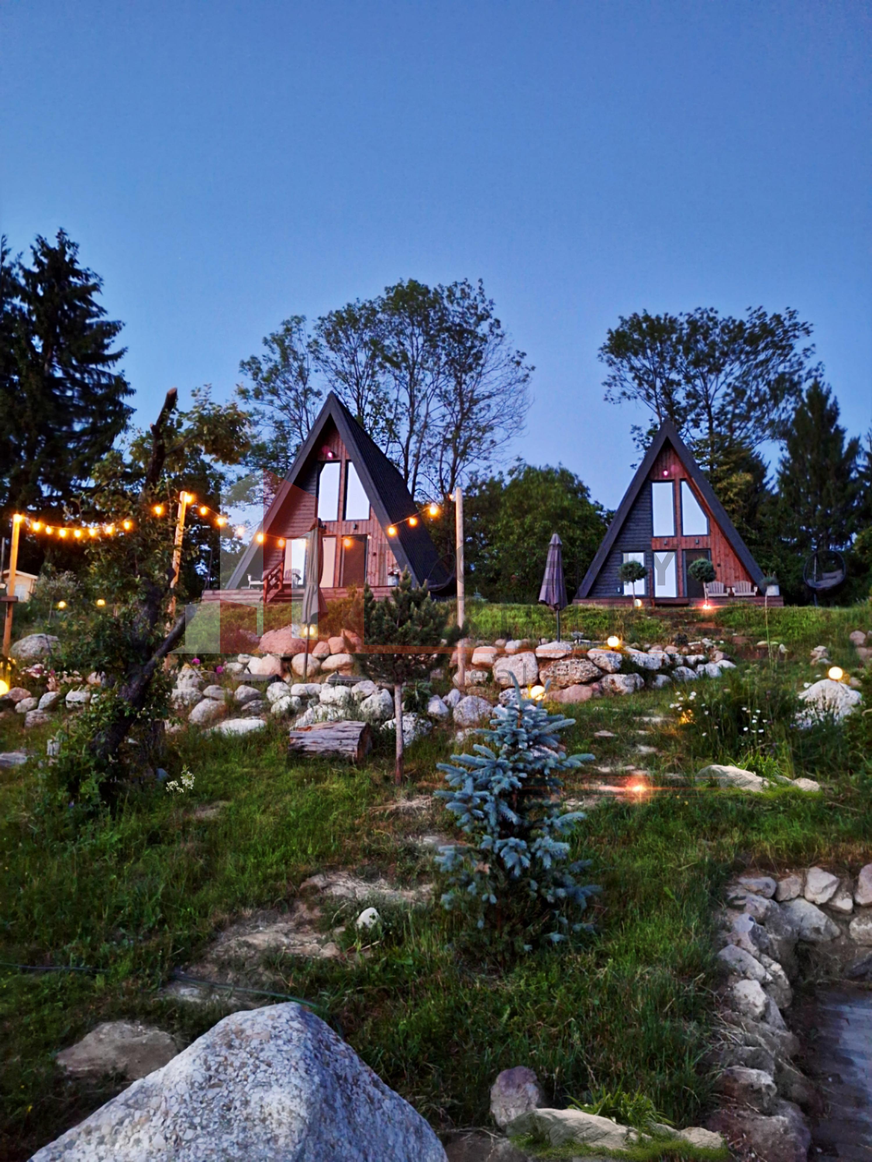 2 A-Frame | Bran Sohodol| 2 cabane | Teren 3.812 mp | Operațional | - 2