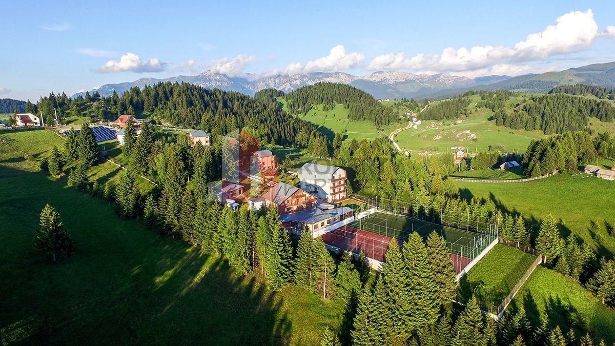 Resort 4 Stele de Vânzare | Fundata Brașov | 45.000mp | 43 Unități | - 1