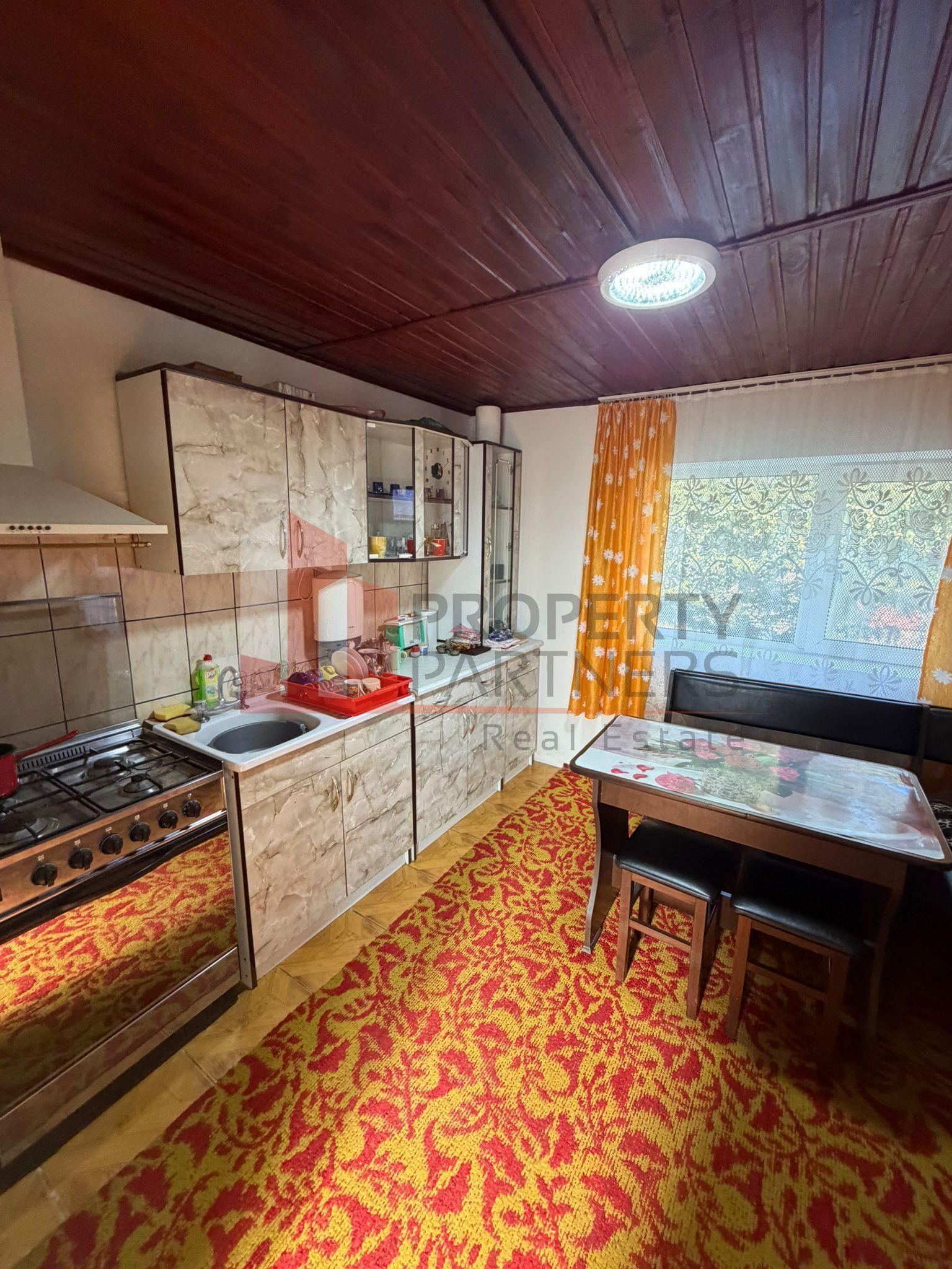Casă tradițională cu 1800 mp teren în Sohodol, Bran | Priveliște superba - 18