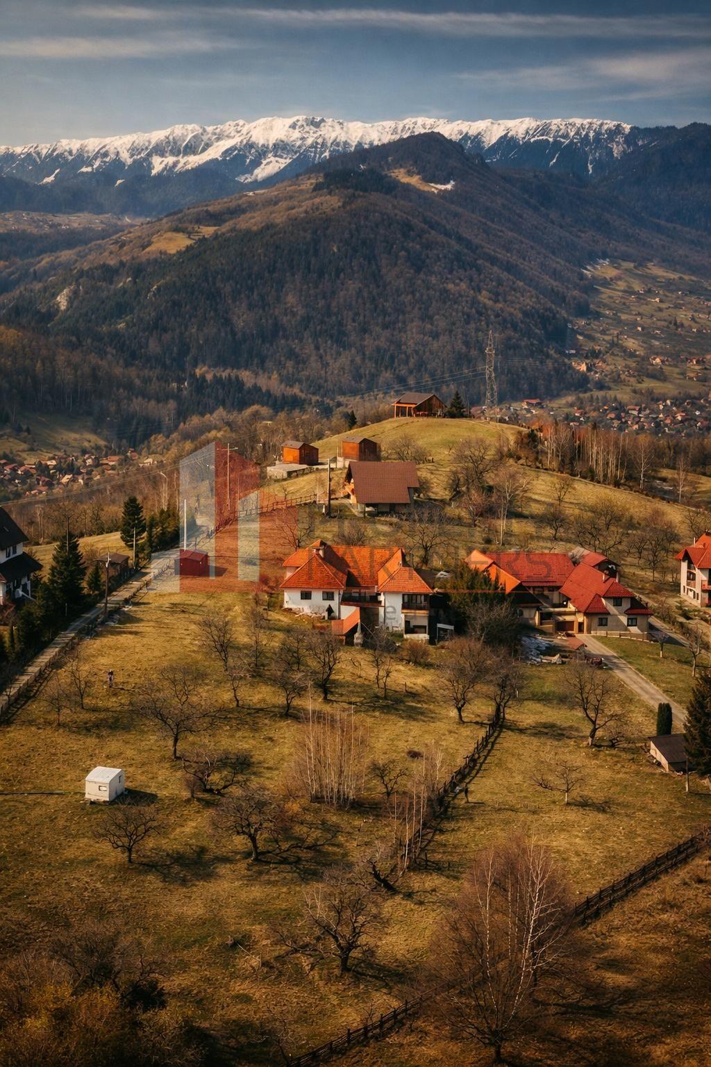 Casă tradițională cu 1800 mp teren în Sohodol, Bran | Priveliște superba - 2
