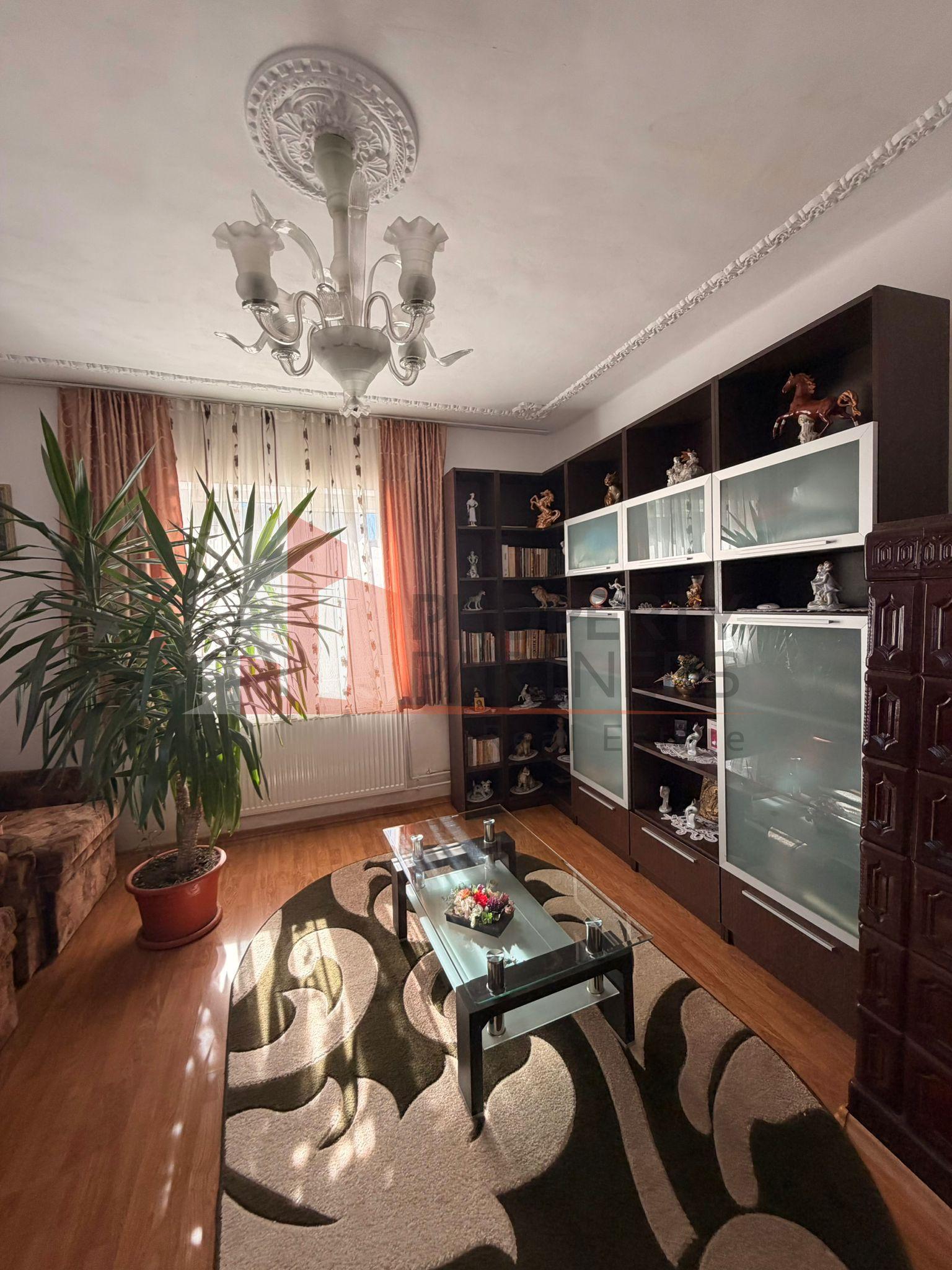 Casă tradițională cu 1800 mp teren în Sohodol, Bran | Priveliște superba - 15