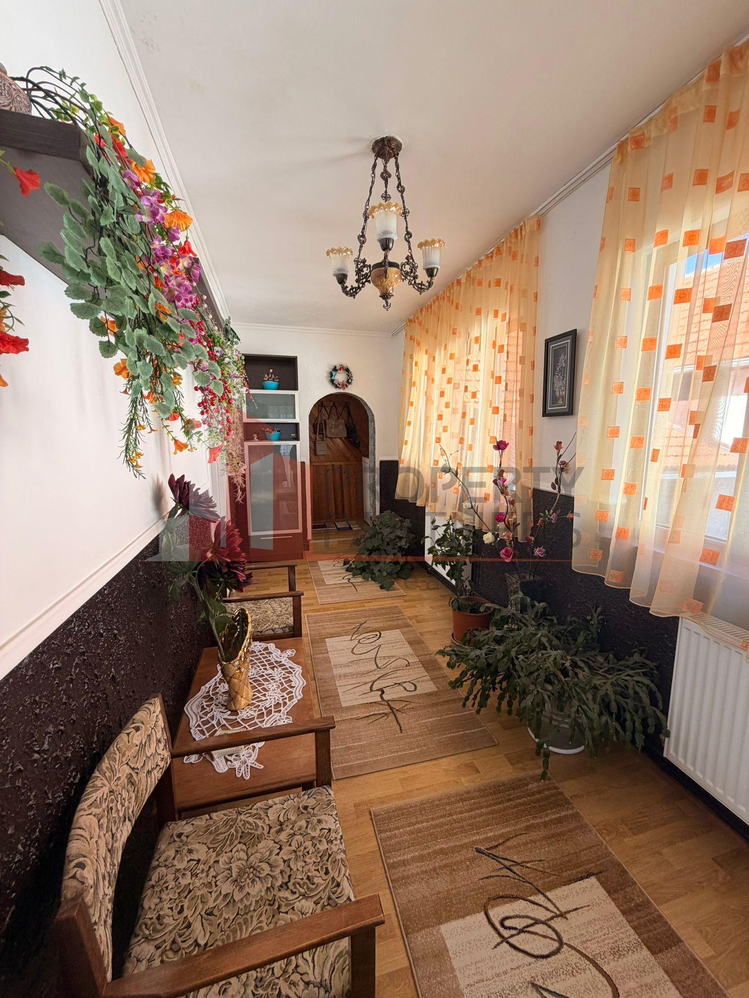 Casă tradițională cu 1800 mp teren în Sohodol, Bran | Priveliște superba - 17