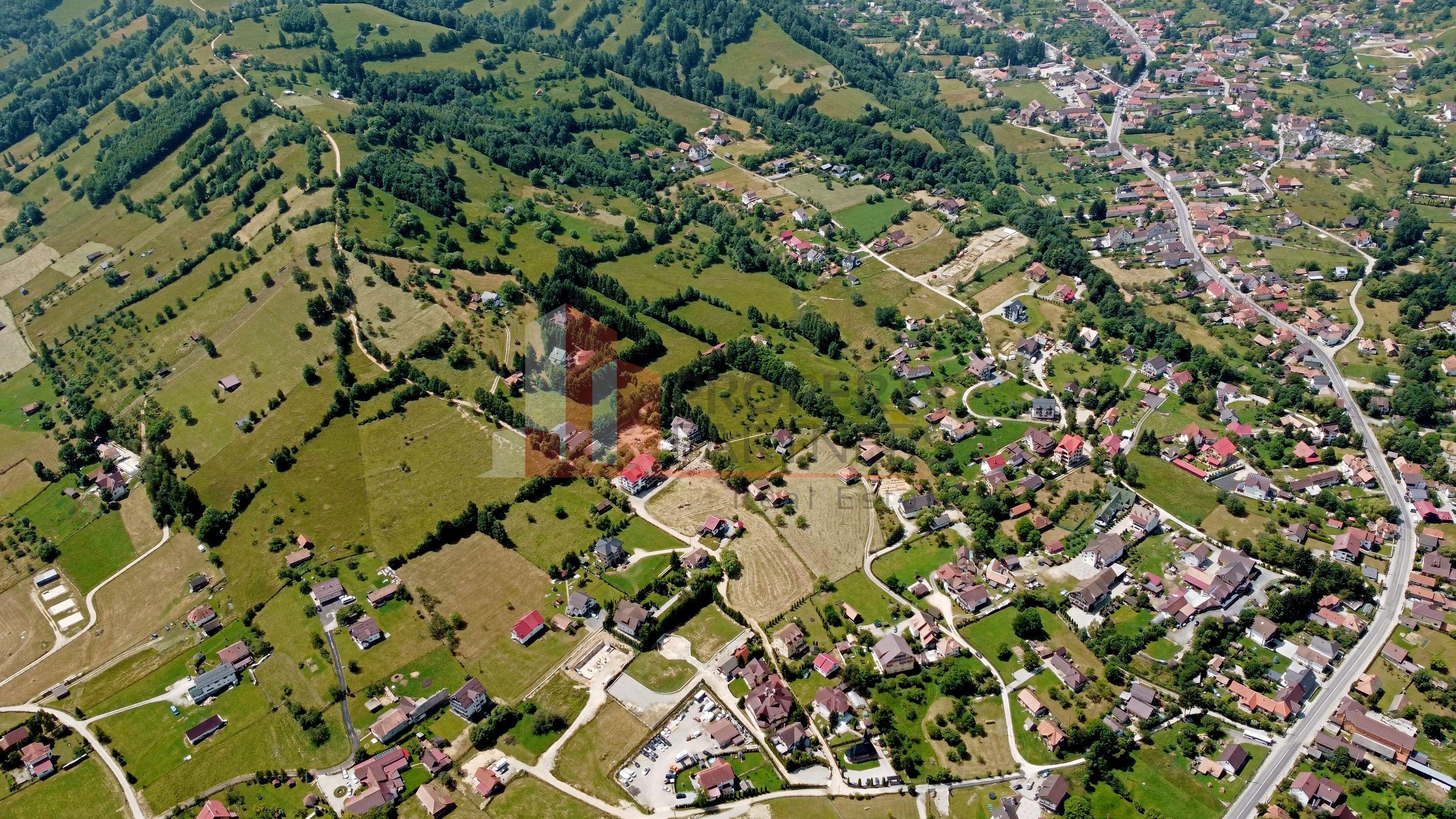 Teren intravilan Bran 2.772 mp | Vedere Piatra Craiului | Potrivit pentru cabane - 8