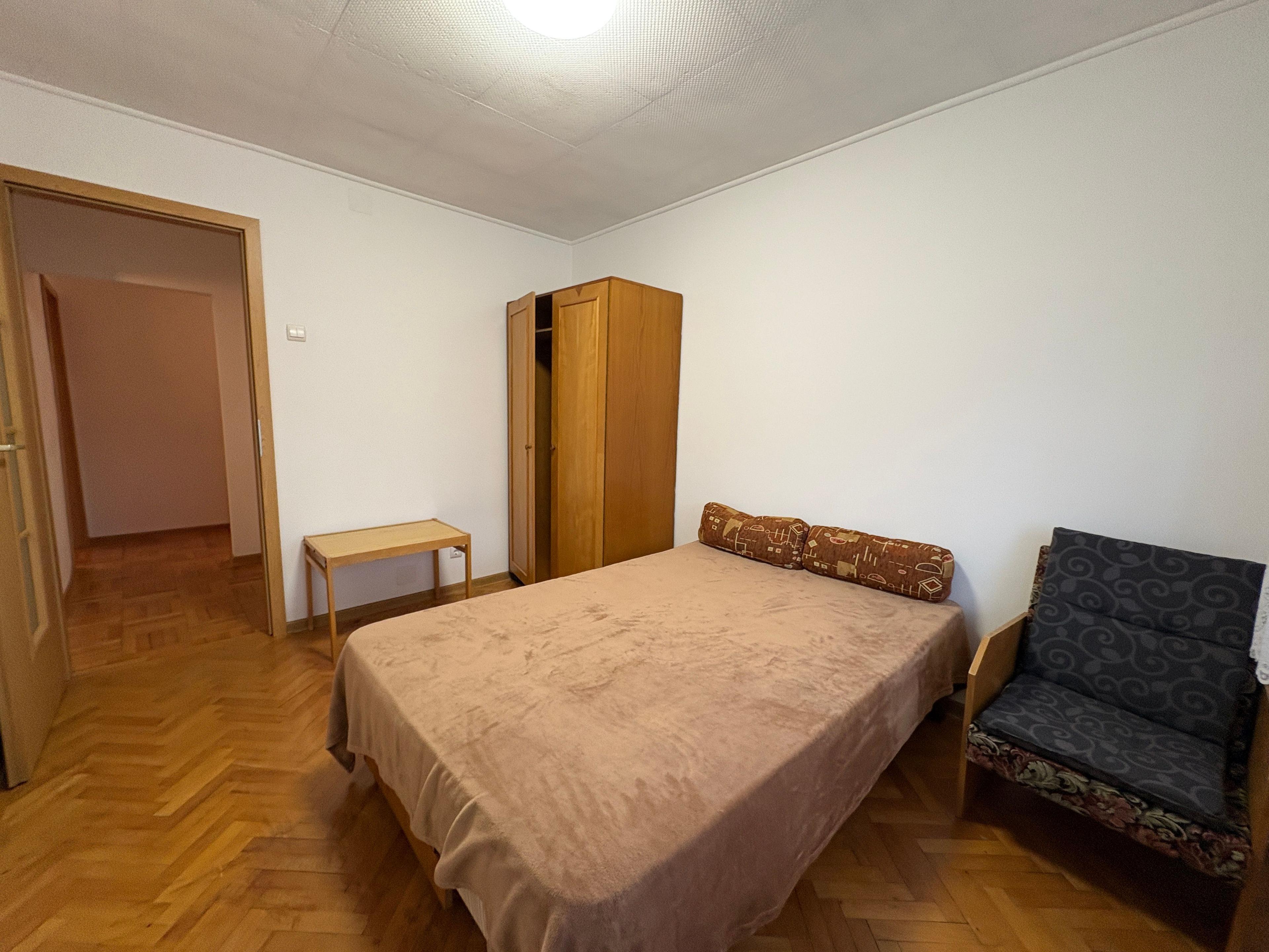 Apartament cu trei camere cartier Racadau - 1