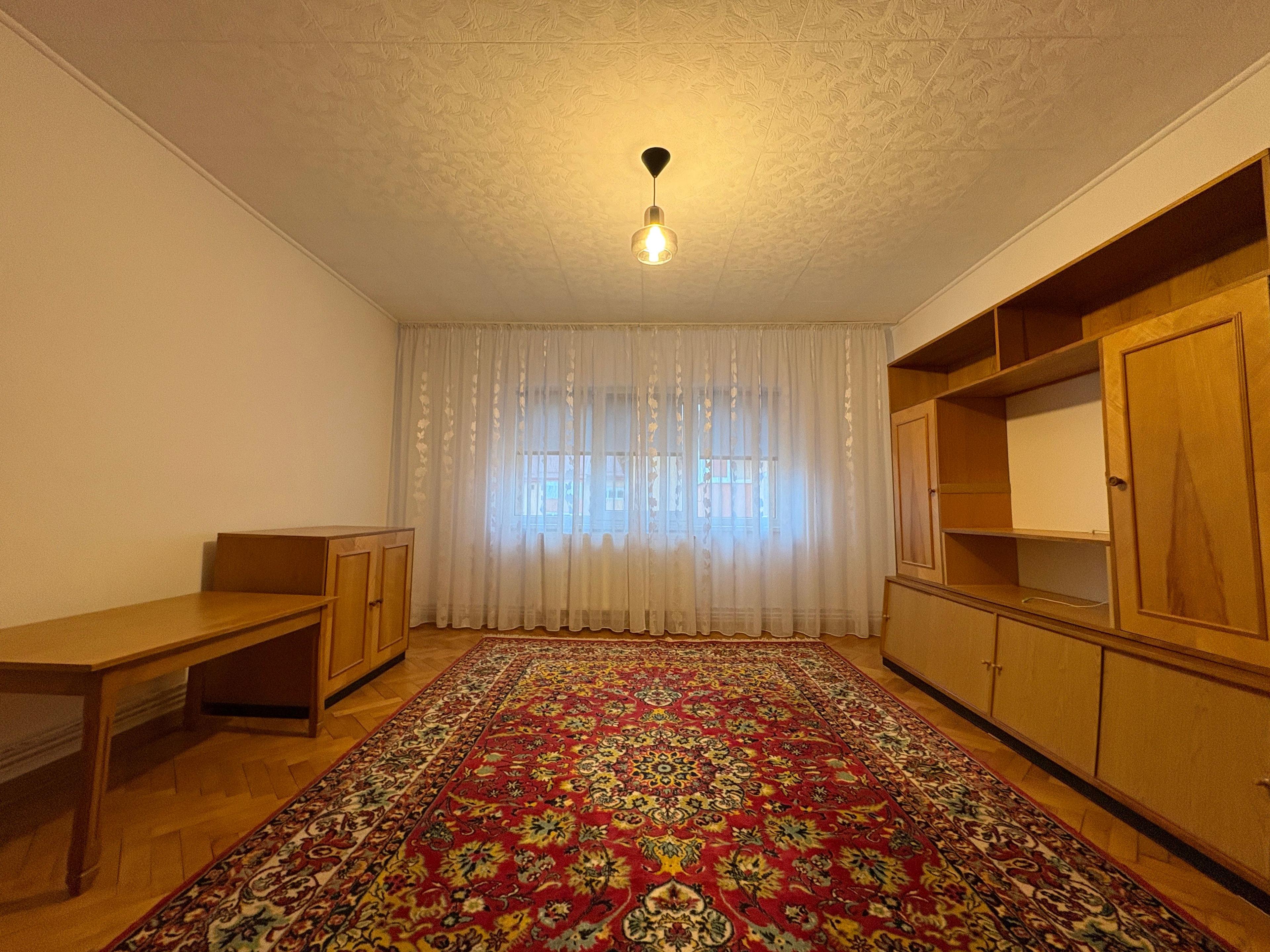 Apartament cu trei camere cartier Racadau - 7