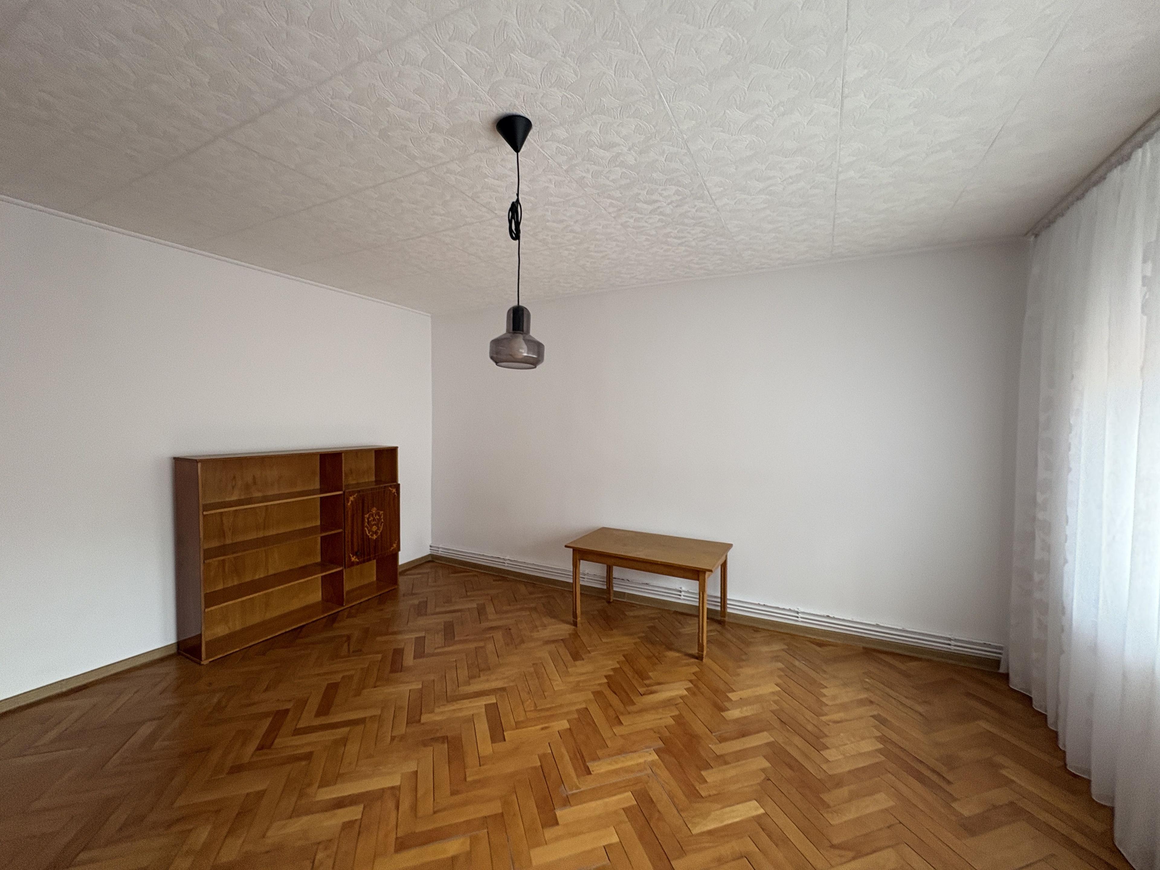 Apartament cu trei camere cartier Racadau - 3