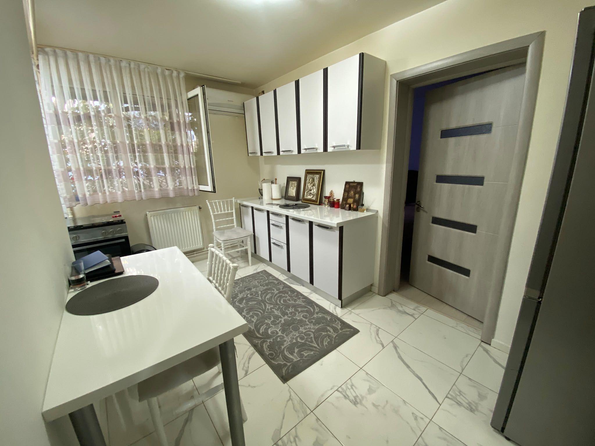 Apartament 3 camere - Mall Vitan- Centrala Proprie - 2