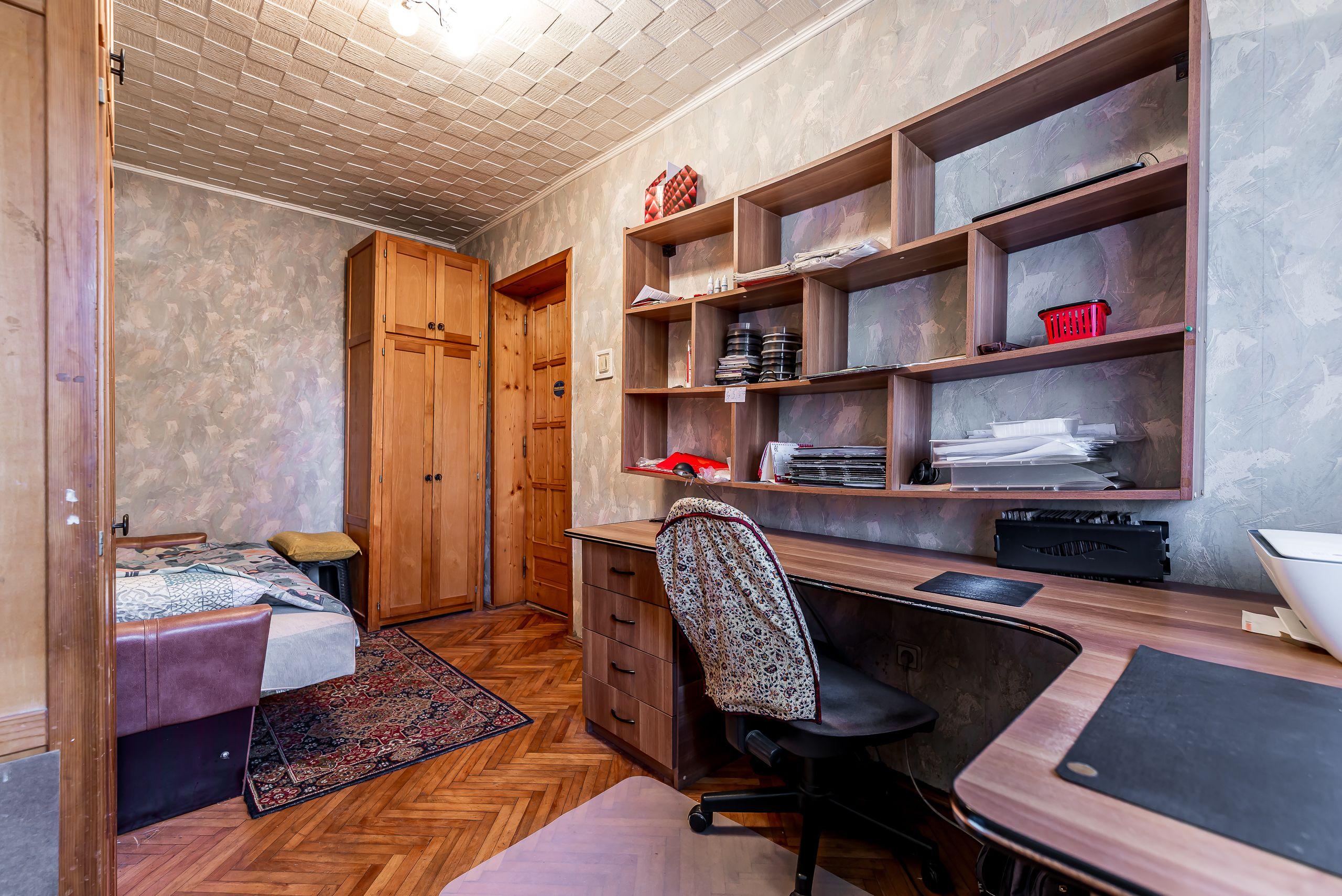 Apartament 3 camere - parter - str. Petru Rares, Gradiste - COMISION 0 - 4