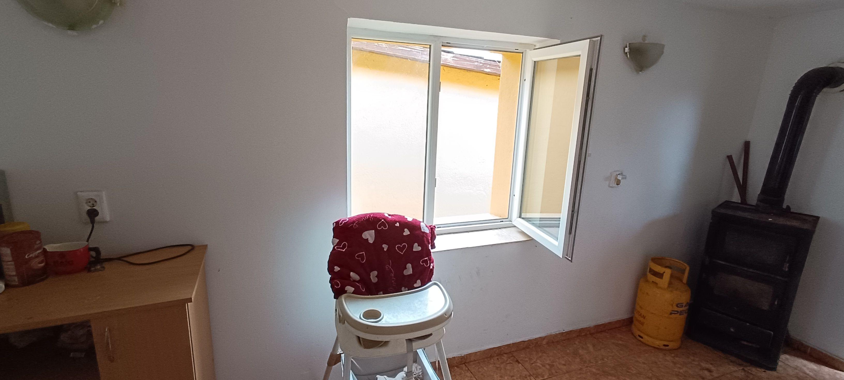 Casă spațioasă cu 4 camere , curte și teren generos în Mașloc - 19