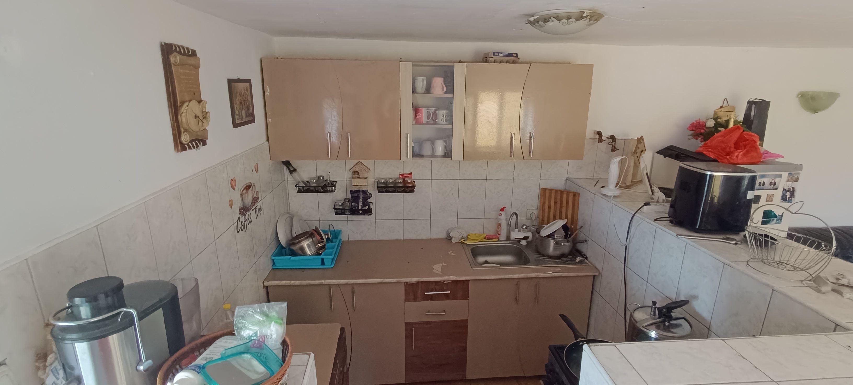 Casă spațioasă cu 4 camere , curte și teren generos în Mașloc - 16