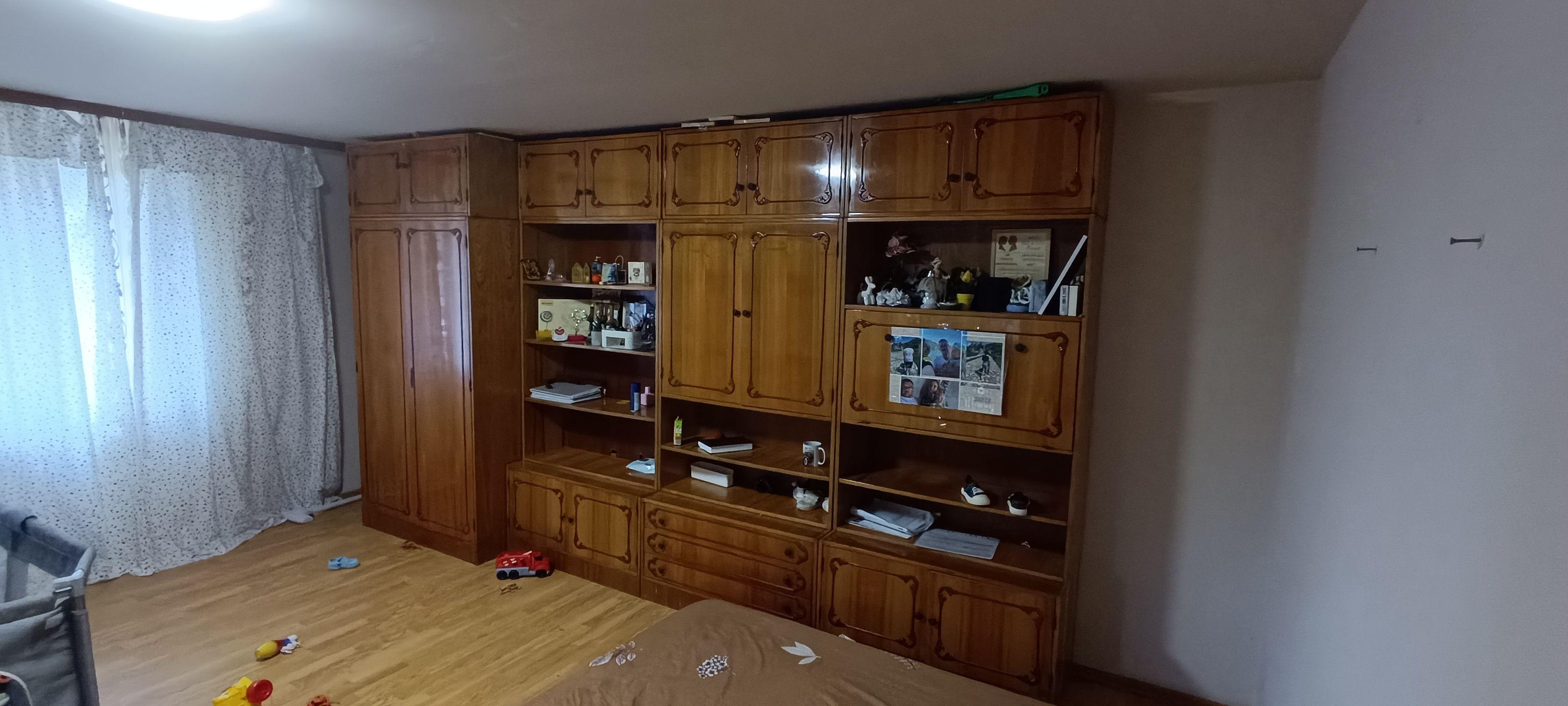Casă spațioasă cu 4 camere , curte și teren generos în Mașloc - 9