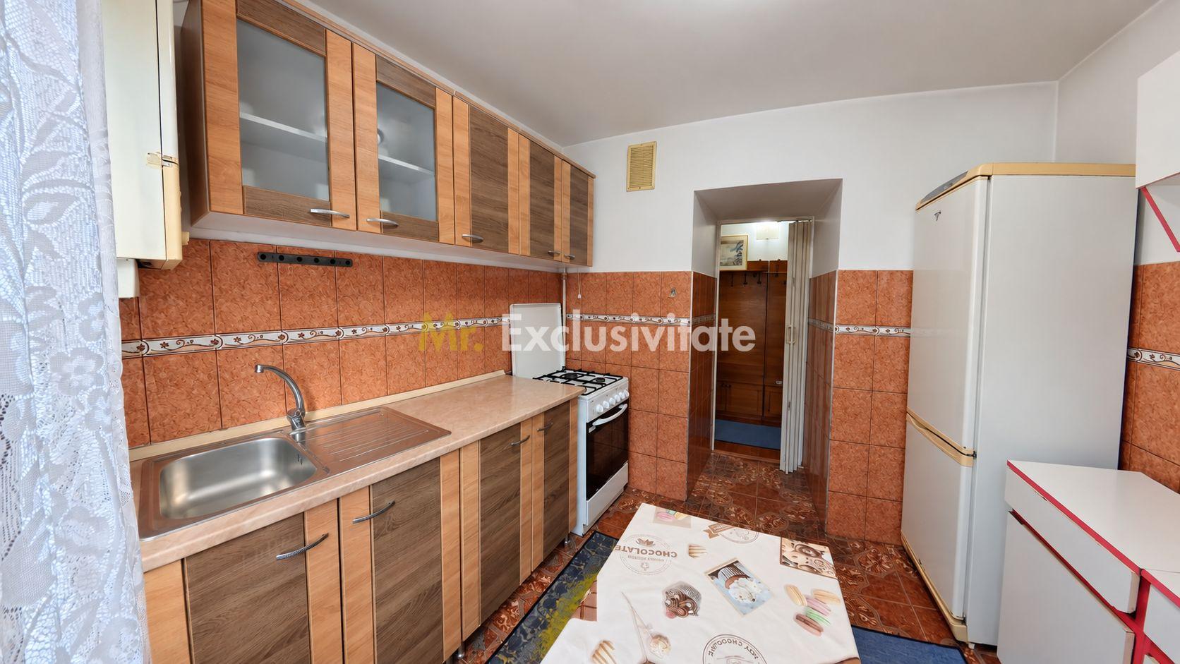 DE vanzare apartament 2 camere Micro 16 - 10