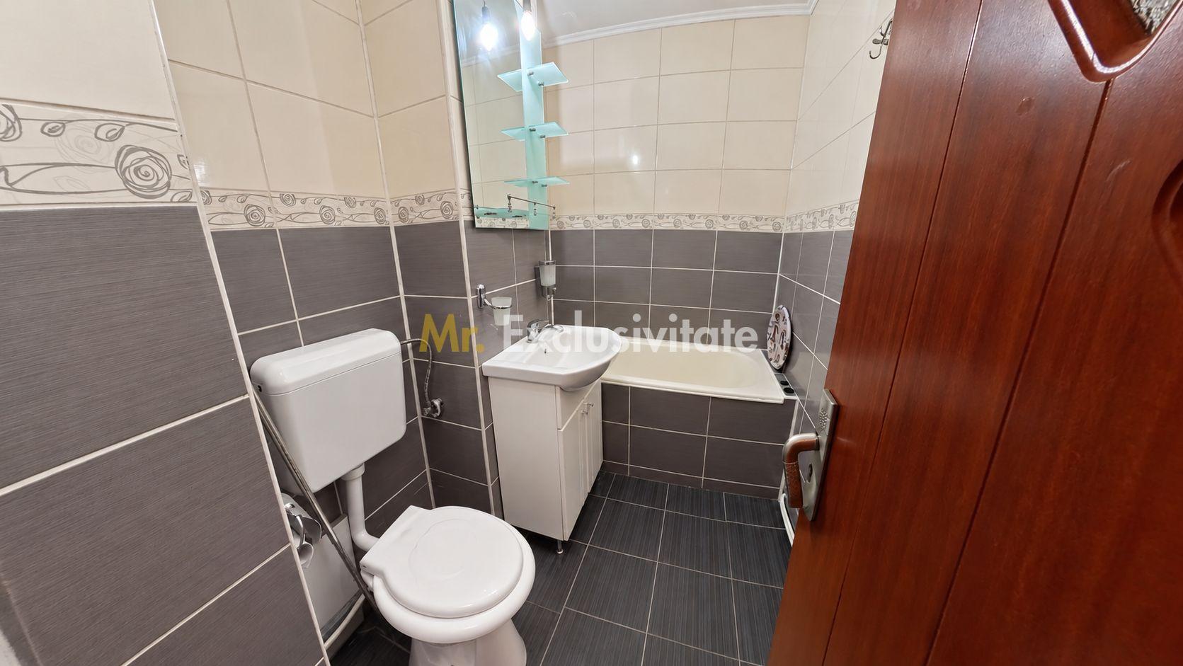 DE vanzare apartament 2 camere Micro 16 - 7