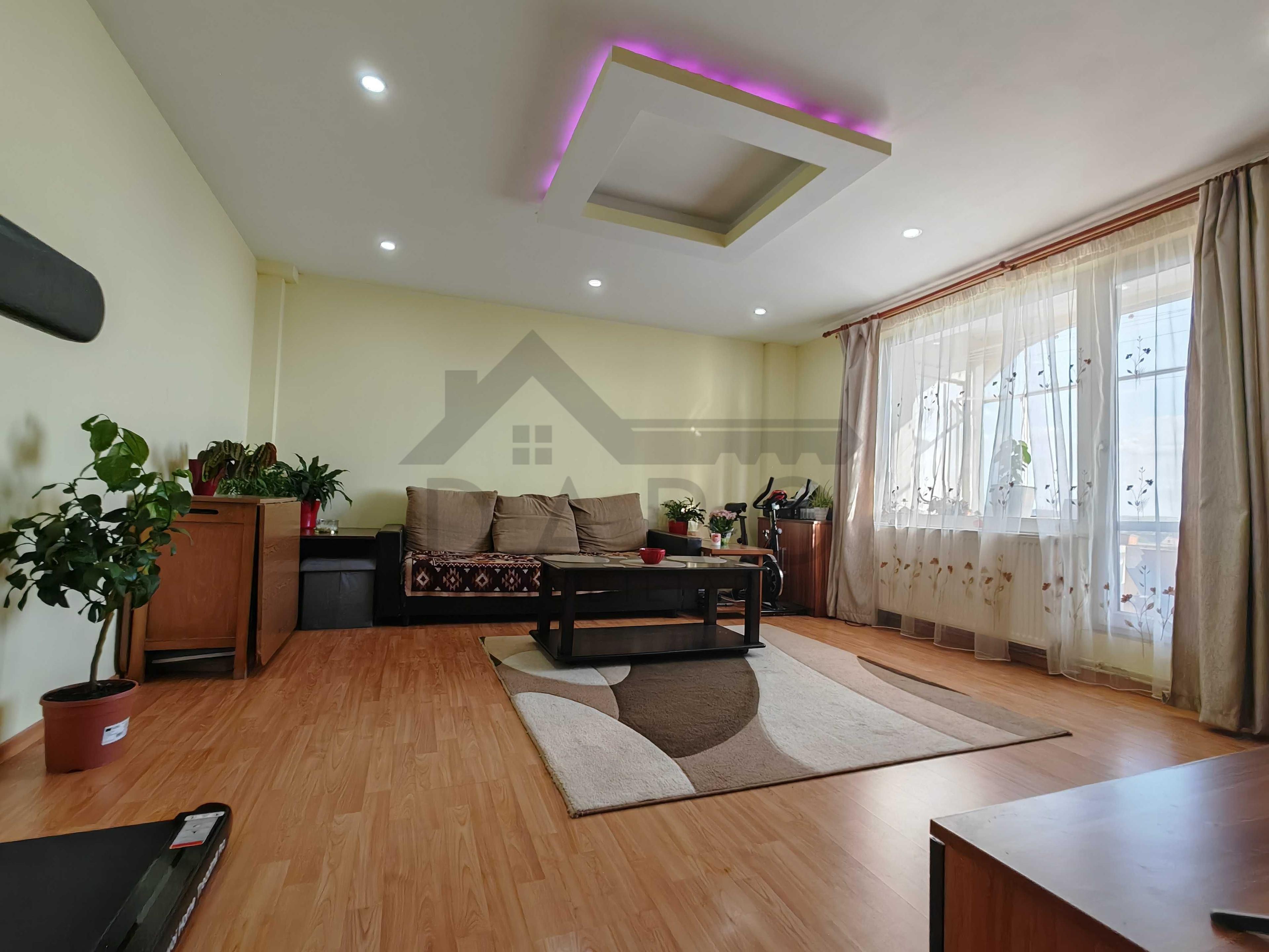 Vand apartament 3 camere - 8