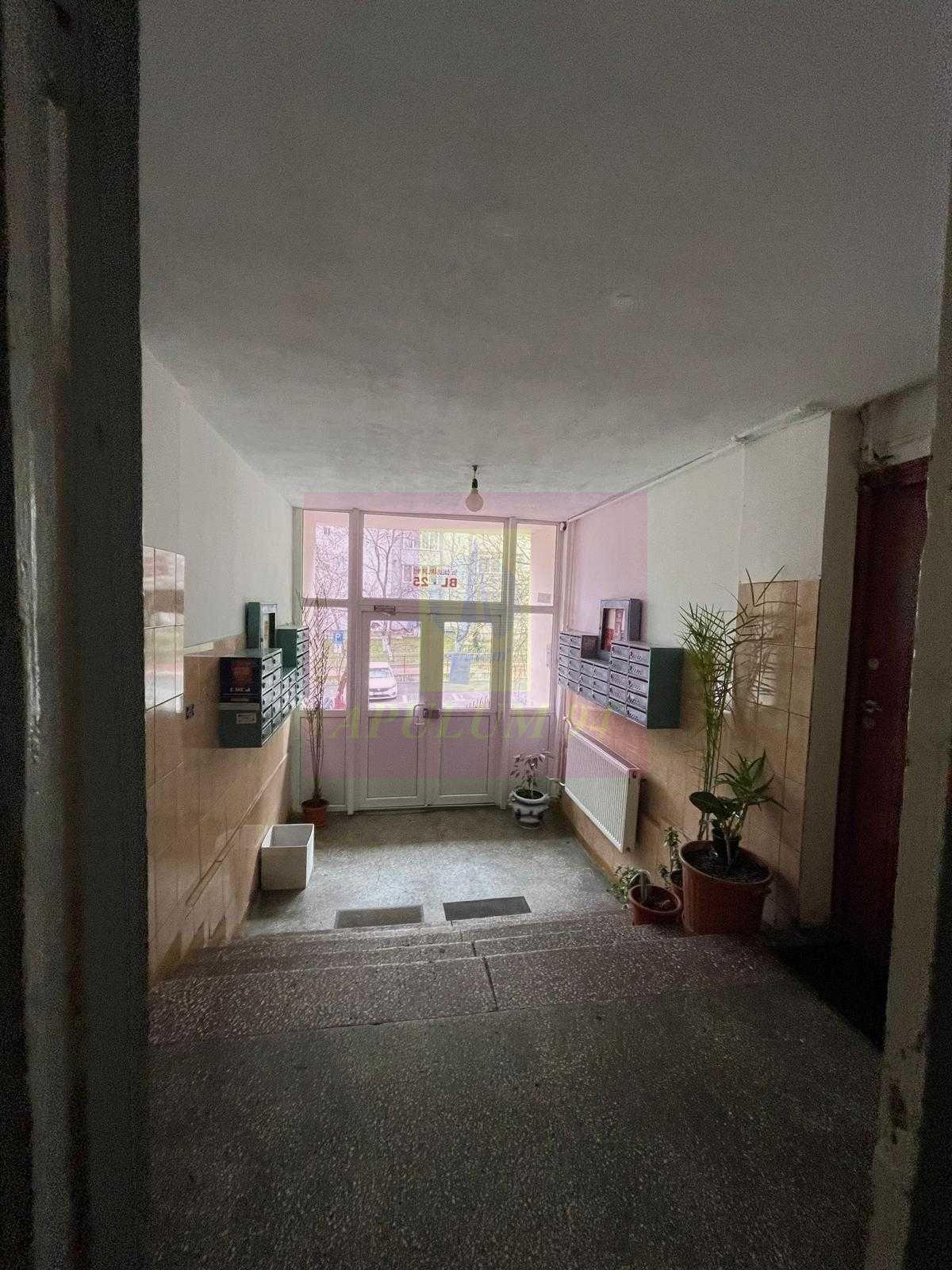 Apartament Vitan 3 Camere, aproape de metrou - 2