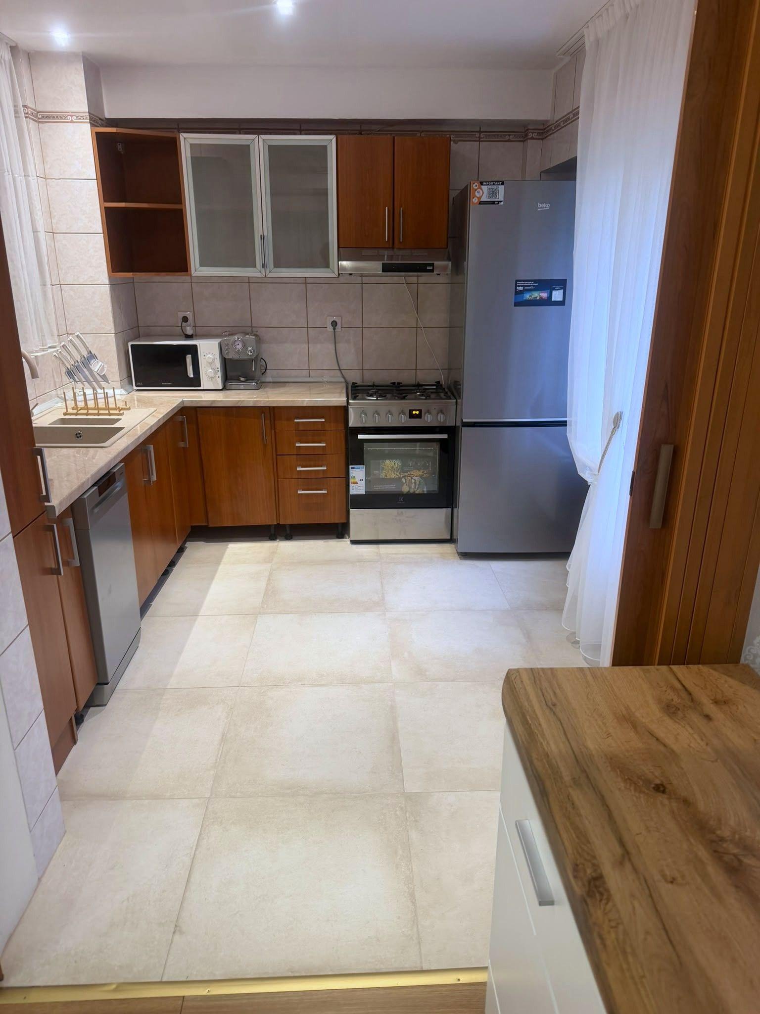Piata Floreasca apartament 4 camere de inchiriat - 3