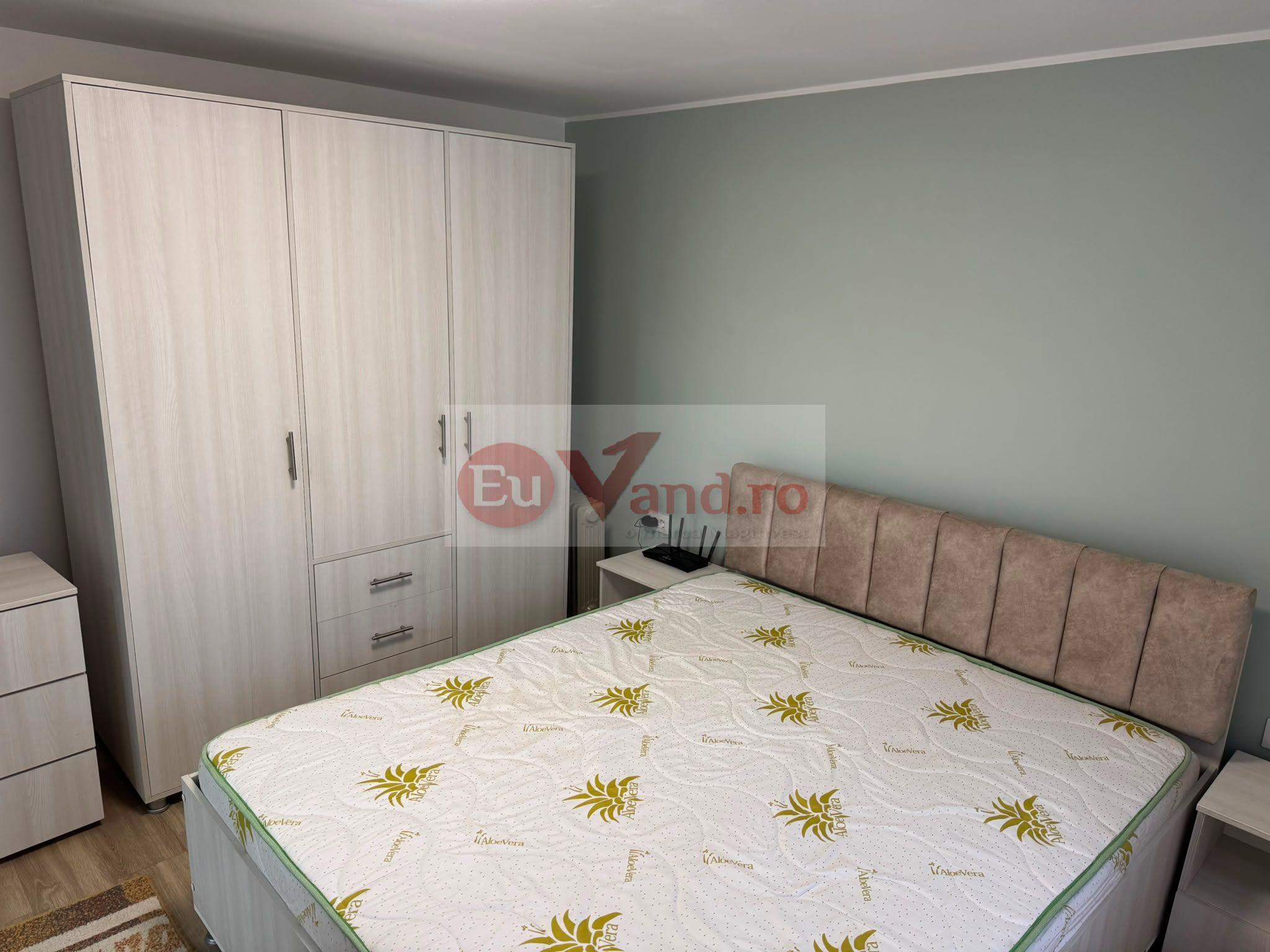 De inchiriat apartament o camera la curte, Zona General, 260 euro negoc. - 12